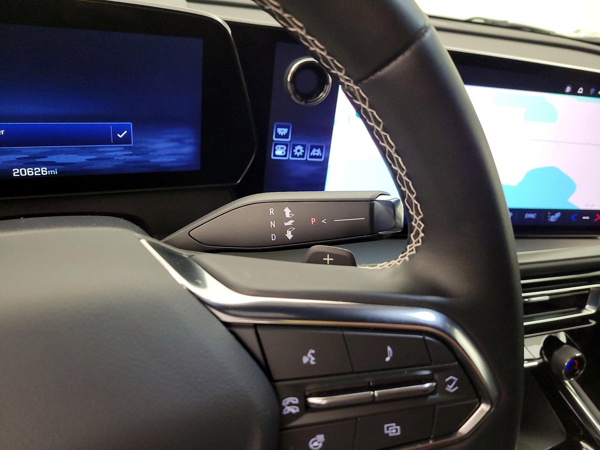 Thumbnail: 2025 Chevrolet Traverse - 18