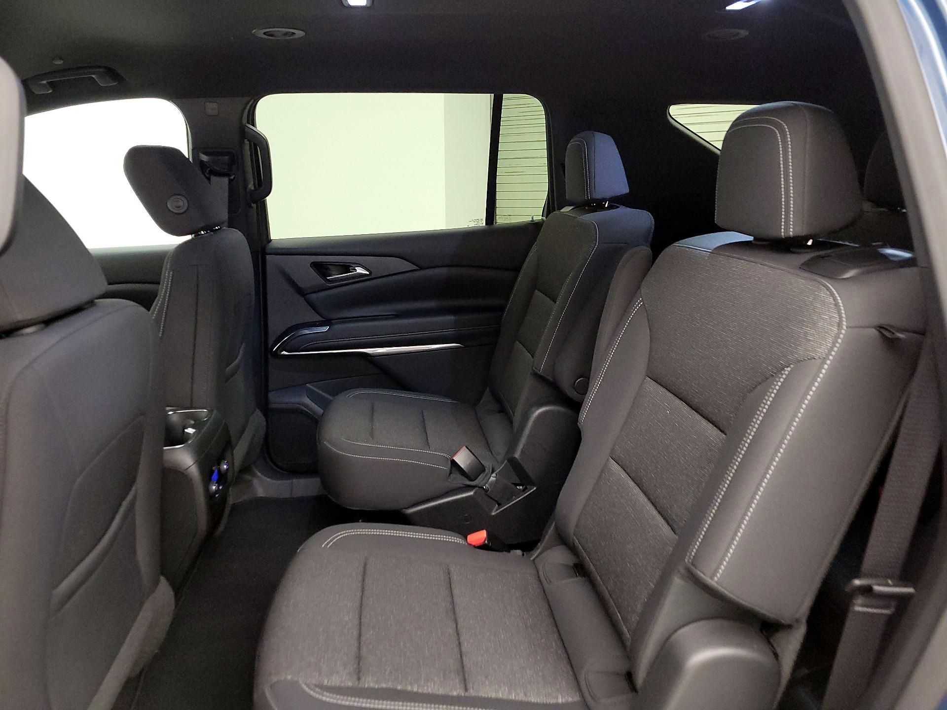 Thumbnail: 2025 Chevrolet Traverse - 20