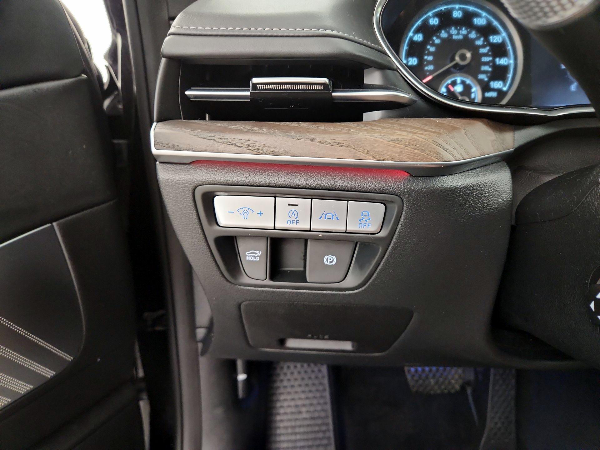 Thumbnail: 2021 Genesis G80 - 13