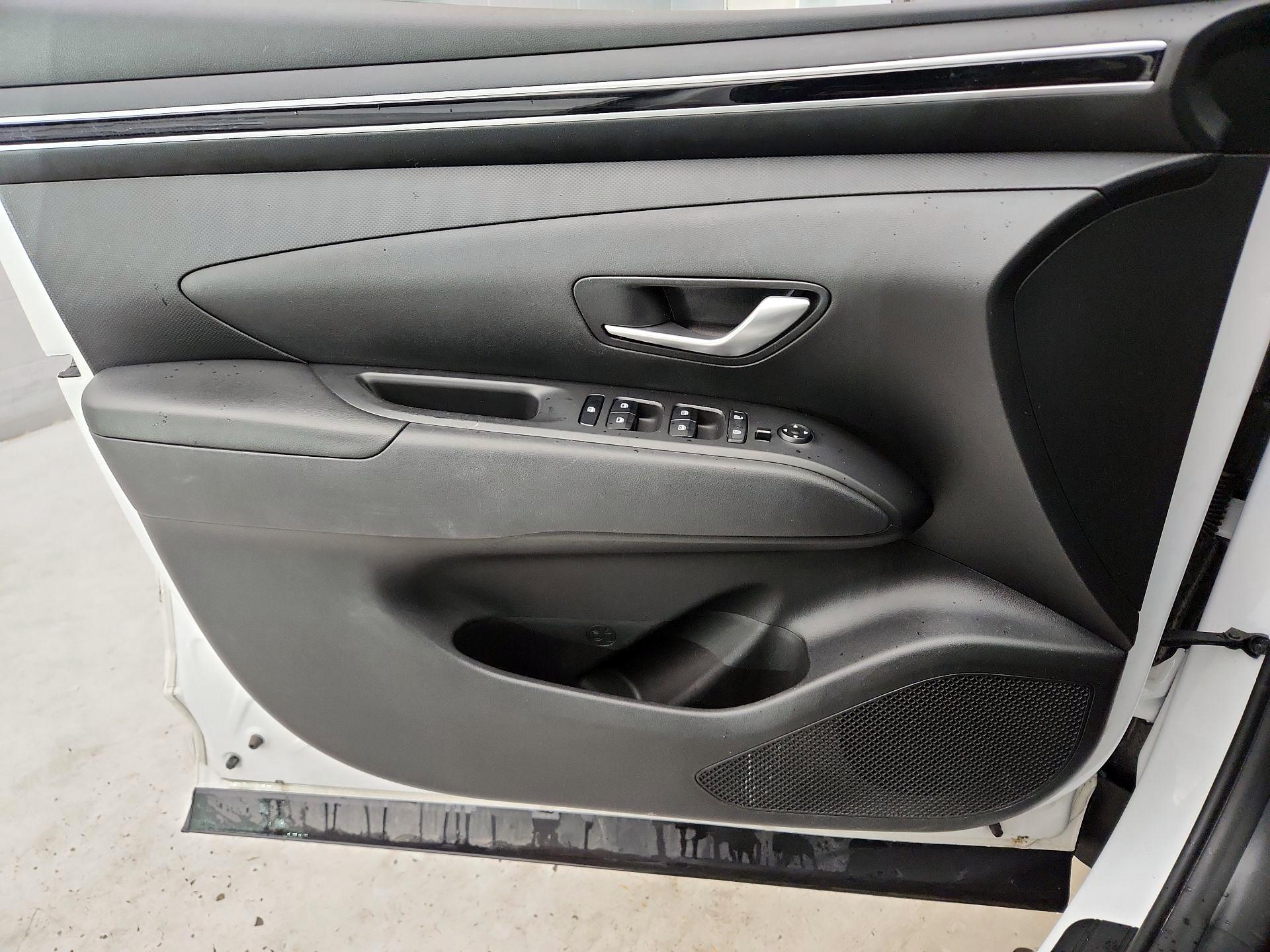 Thumbnail: 2022 Hyundai Tucson - 12