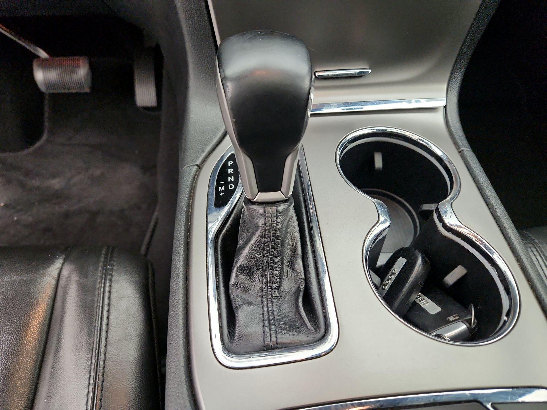 Thumbnail: 2020 Jeep Grand Cherokee - 18