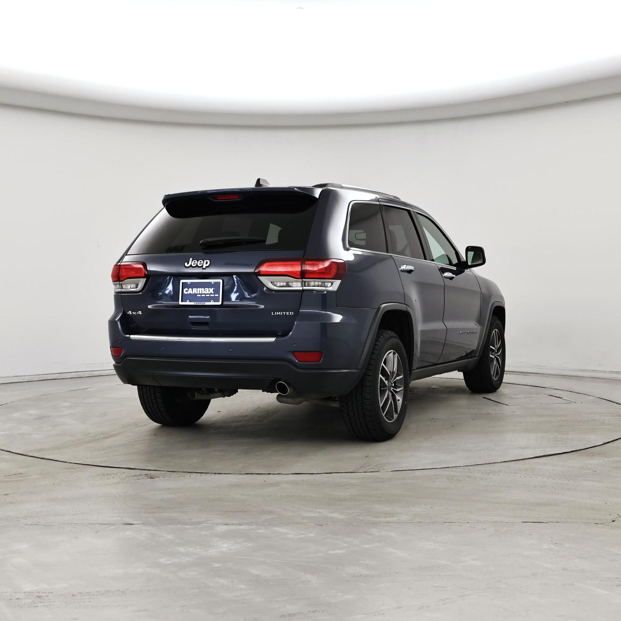 Thumbnail: 2020 Jeep Grand Cherokee - 8