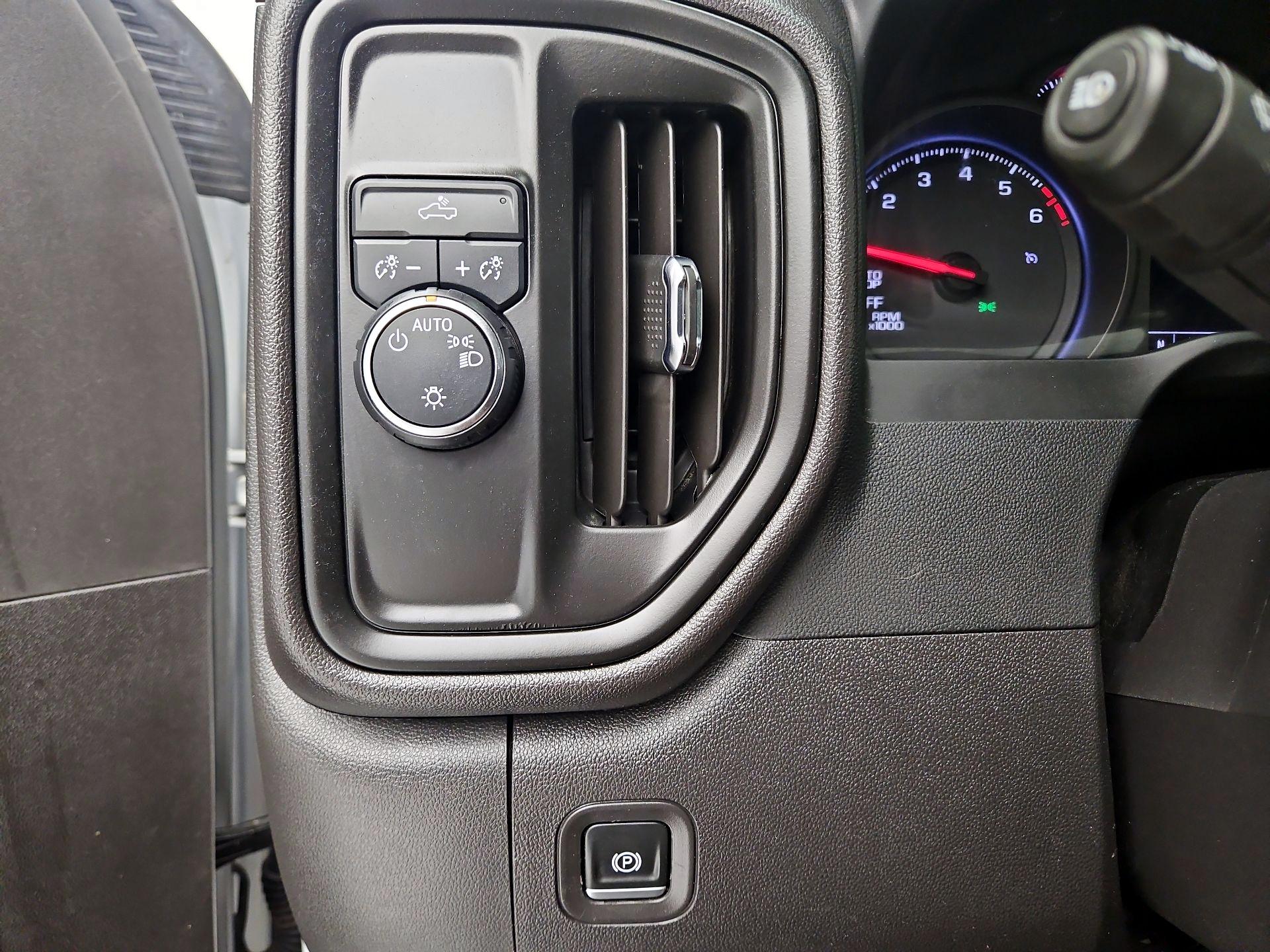 Thumbnail: 2024 Chevrolet Silverado 1500 - 11