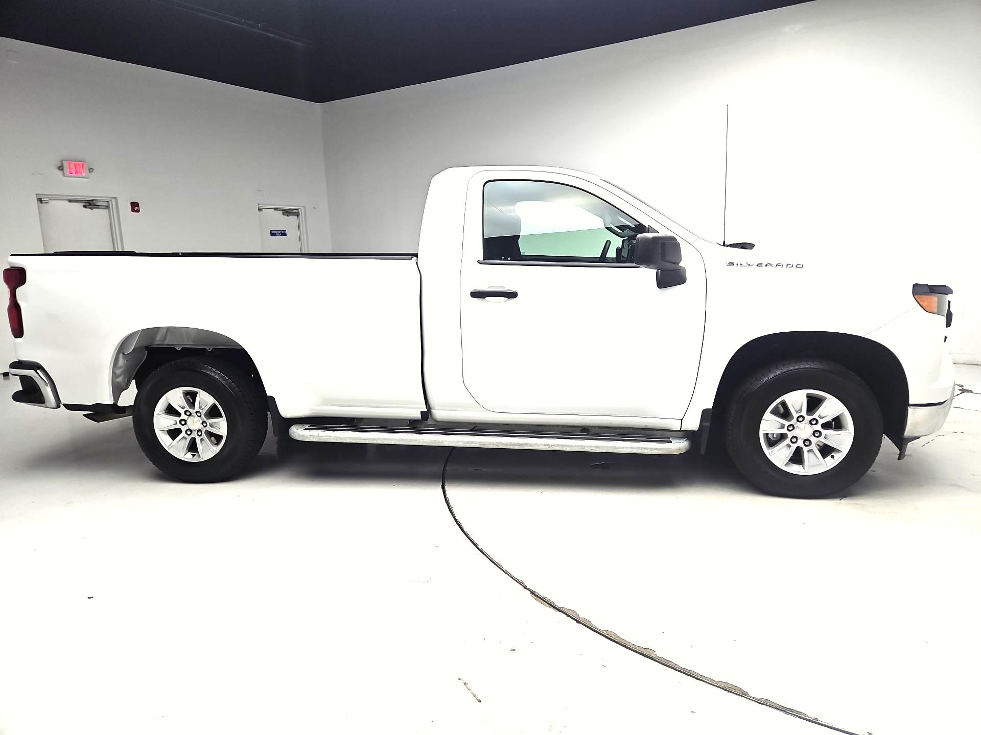 Thumbnail: 2024 Chevrolet Silverado 1500 - 4