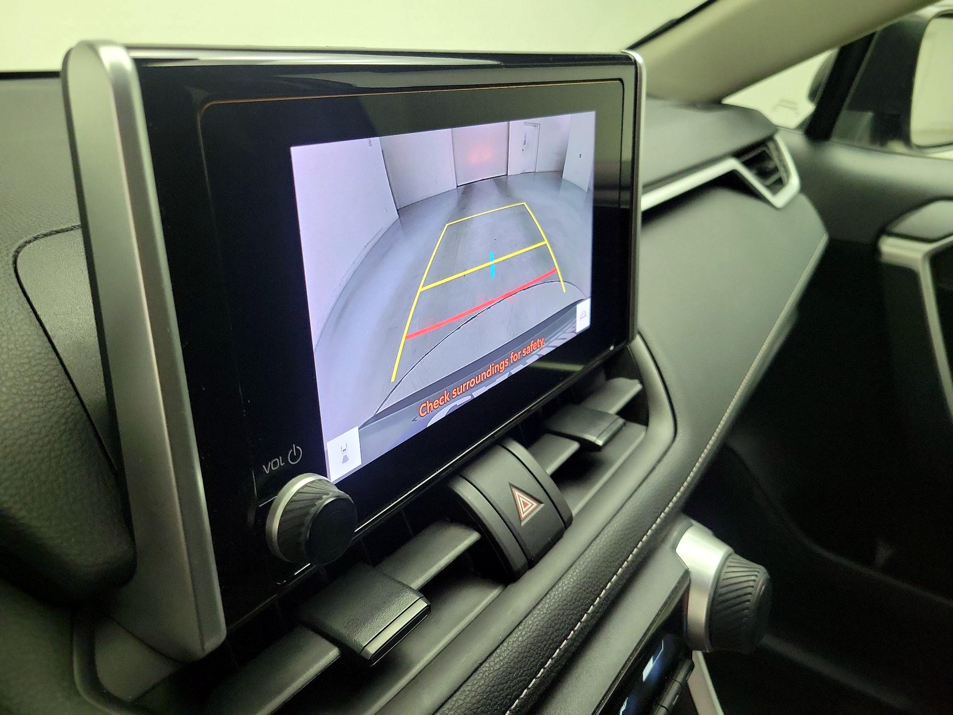 Thumbnail: 2024 Toyota RAV4 - 15