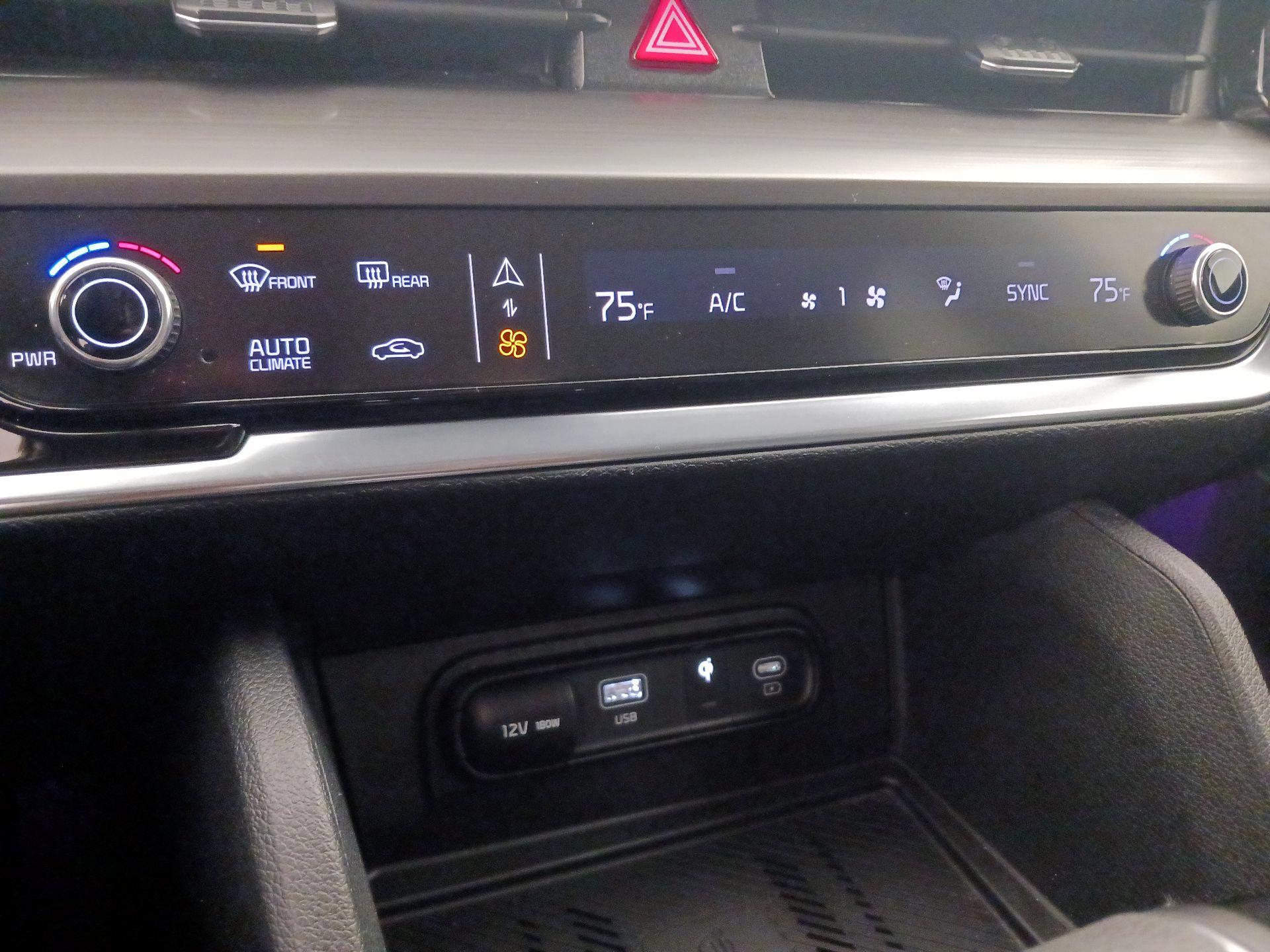 Thumbnail: 2023 Kia Sportage - 17