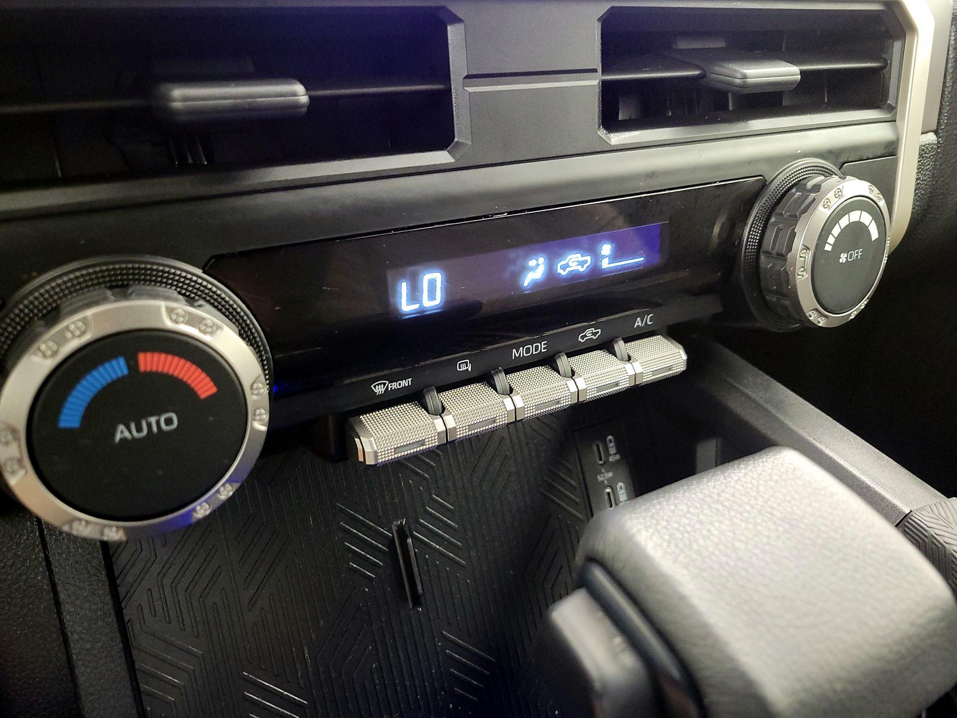 Thumbnail: 2024 Toyota Tacoma - 16