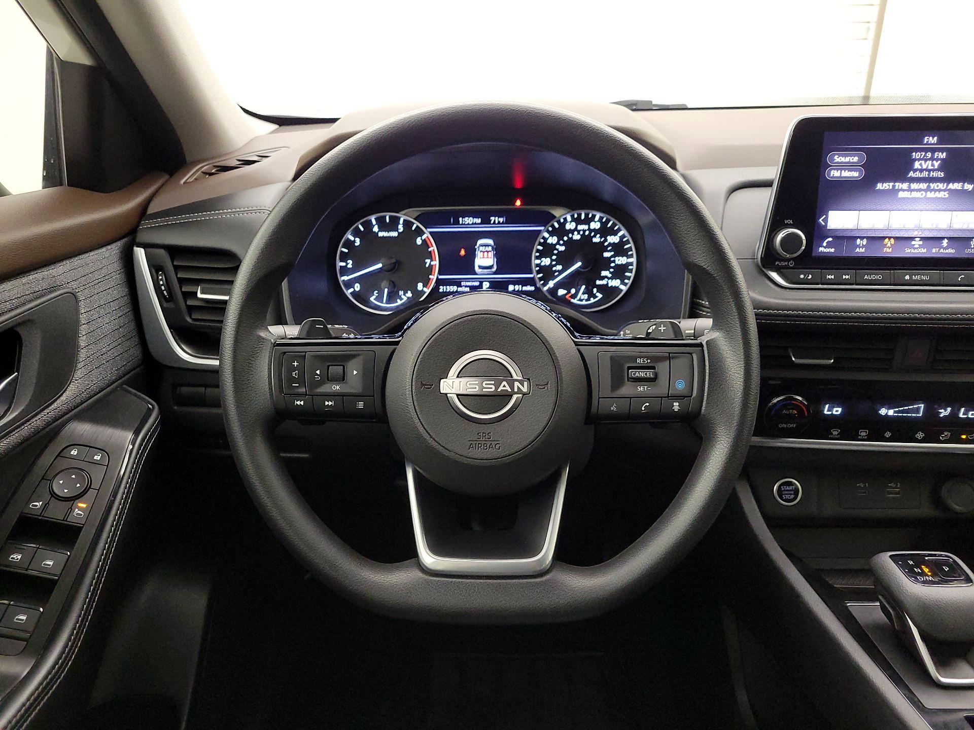 Thumbnail: 2023 Nissan Rogue - 10