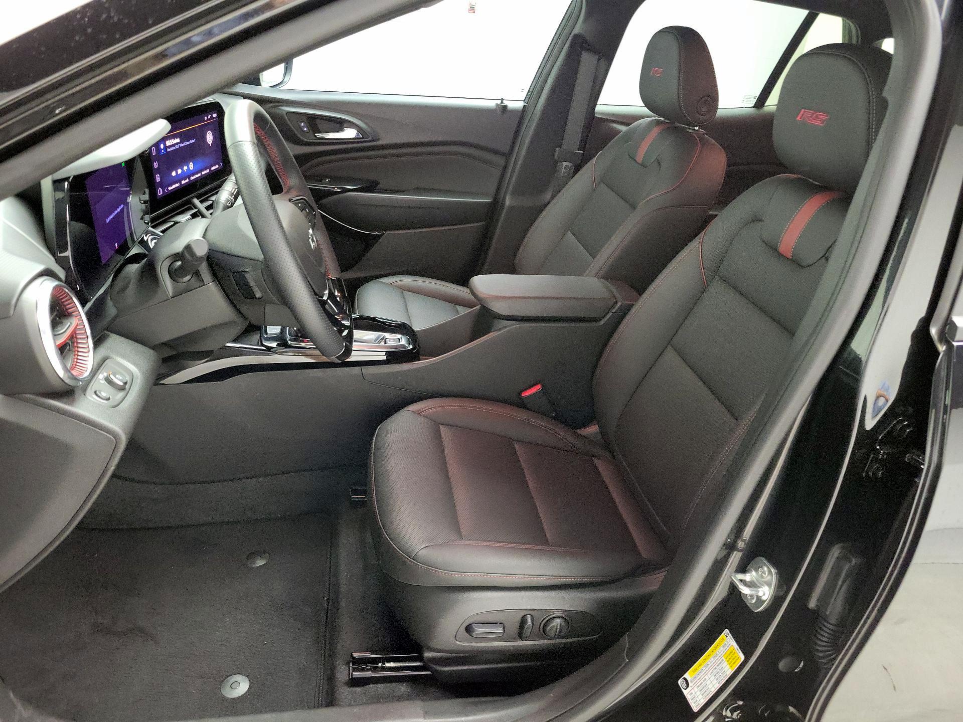 Thumbnail: 2025 Chevrolet Trax - 11