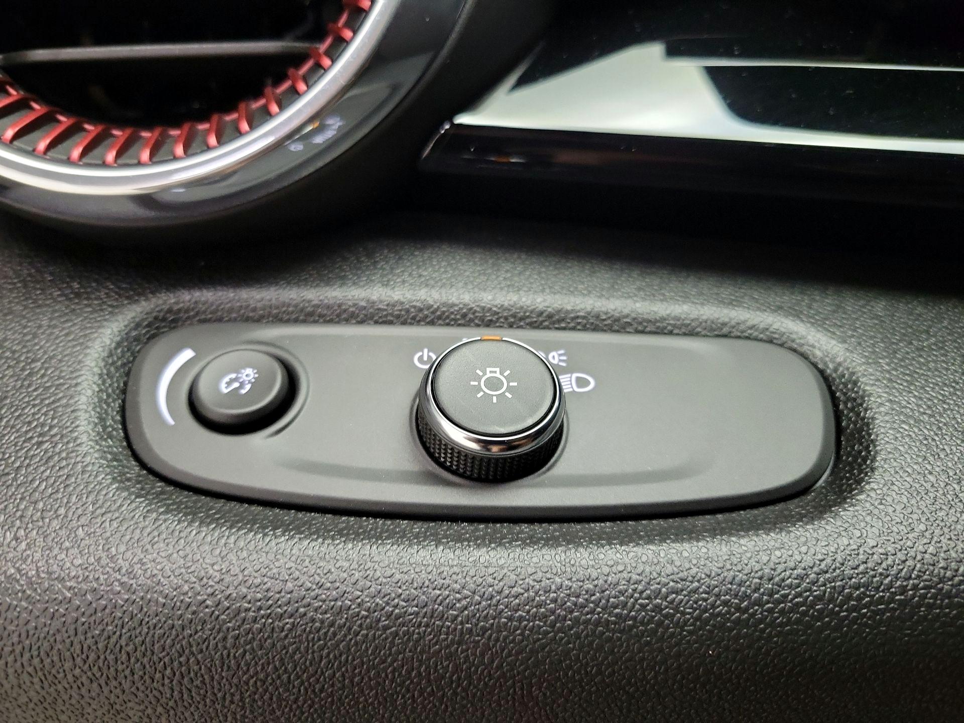 Thumbnail: 2025 Chevrolet Trax - 13