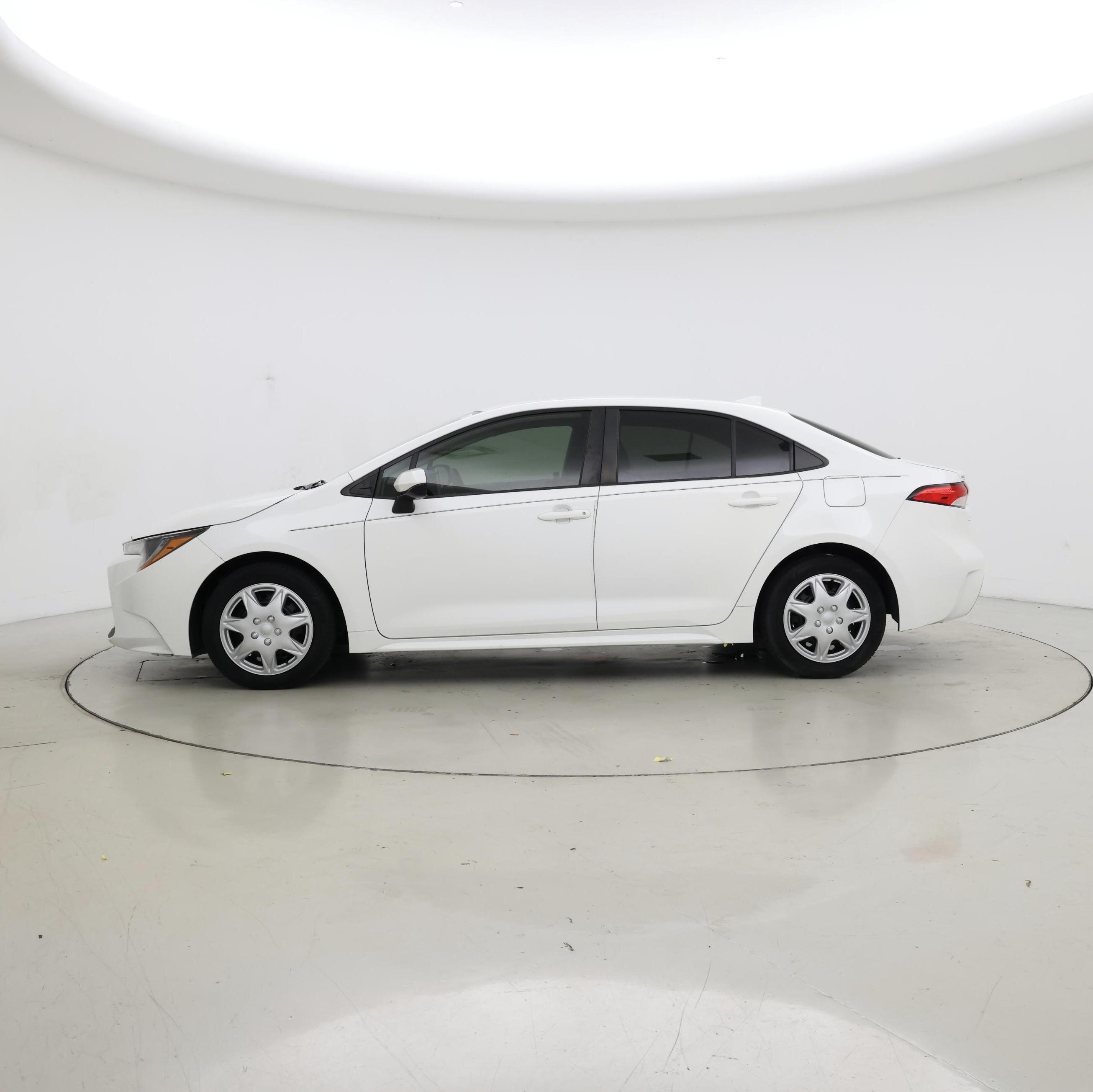 Thumbnail: 2021 Toyota Corolla - 3