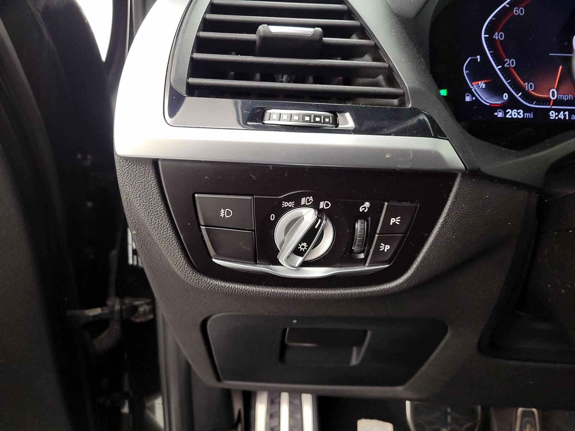 Thumbnail: 2021 BMW X3 - 13