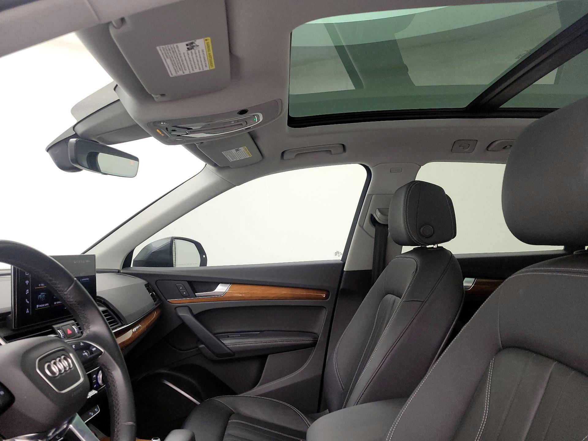 Thumbnail: 2022 Audi Q5 - 19