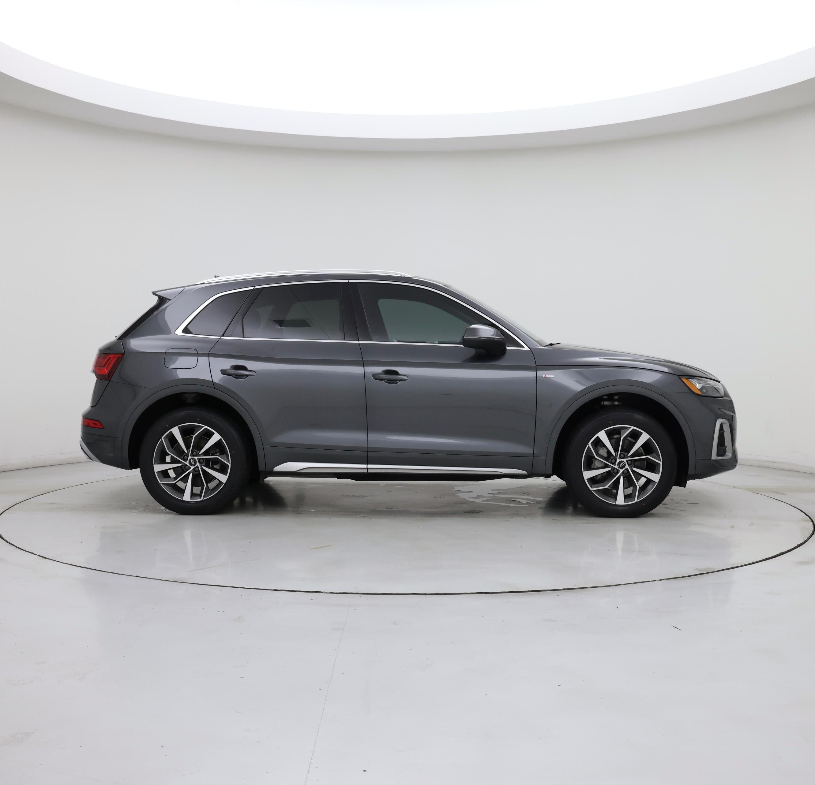 Thumbnail: 2022 Audi Q5 - 7