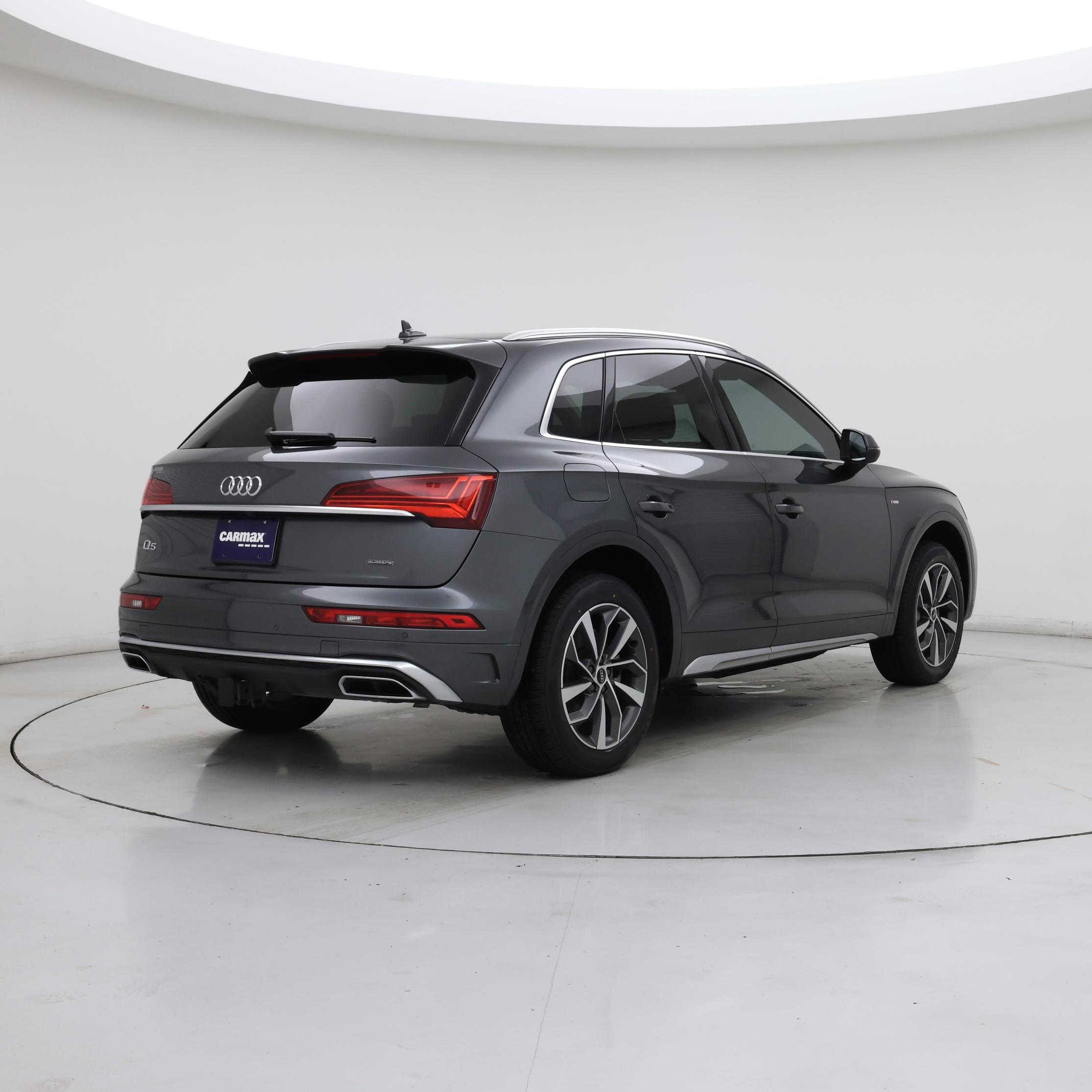 Thumbnail: 2022 Audi Q5 - 8