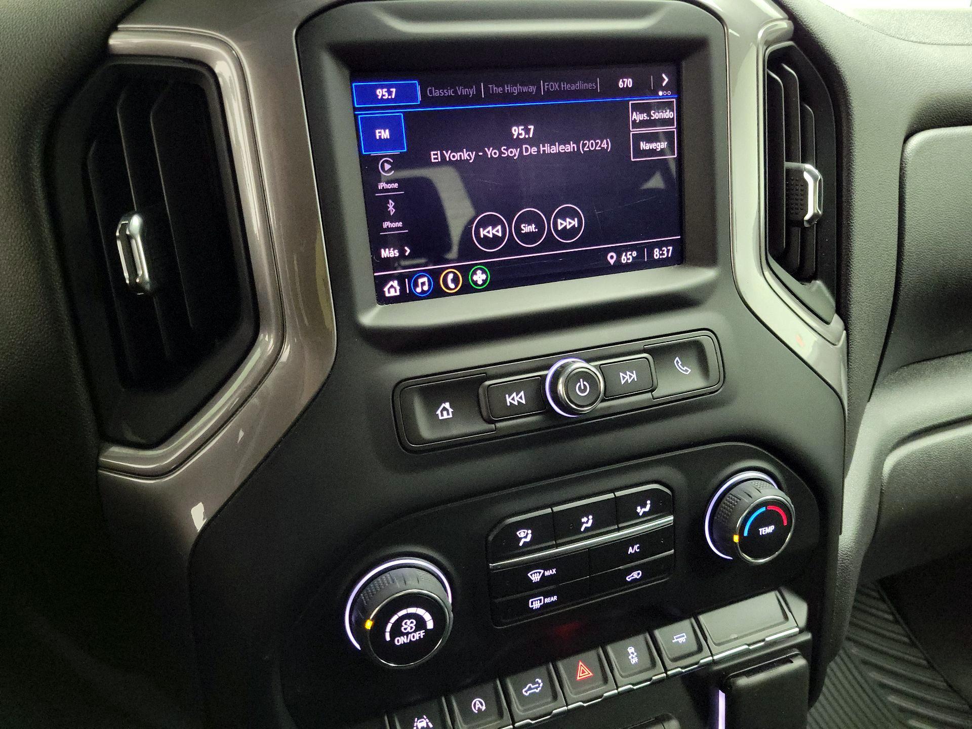 Thumbnail: 2022 Chevrolet Silverado 1500 - 15