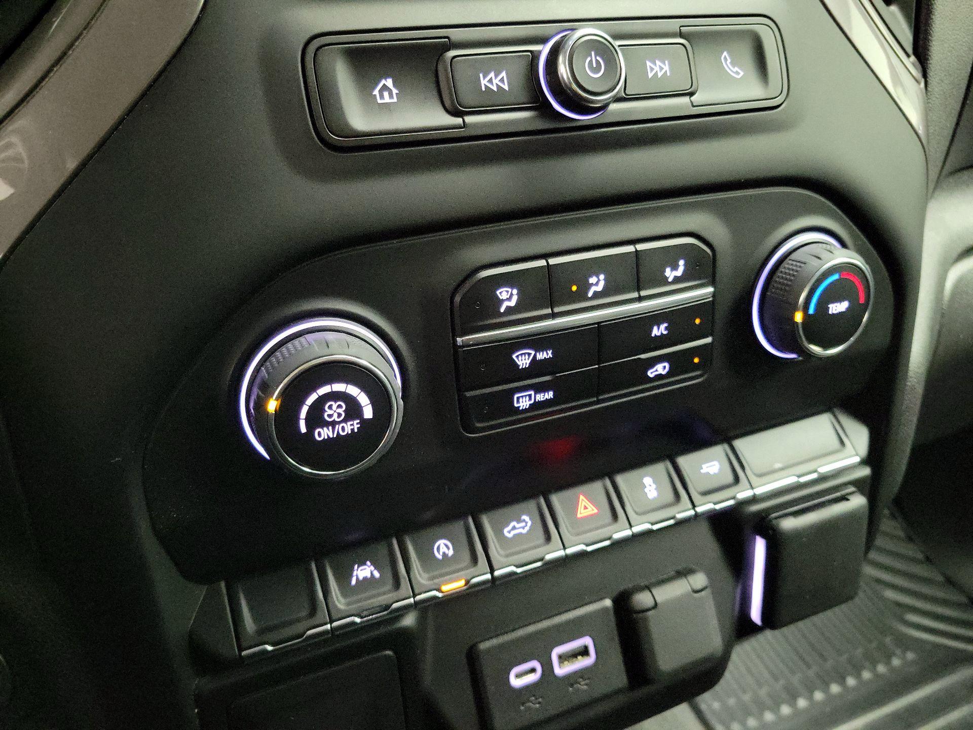 Thumbnail: 2022 Chevrolet Silverado 1500 - 16