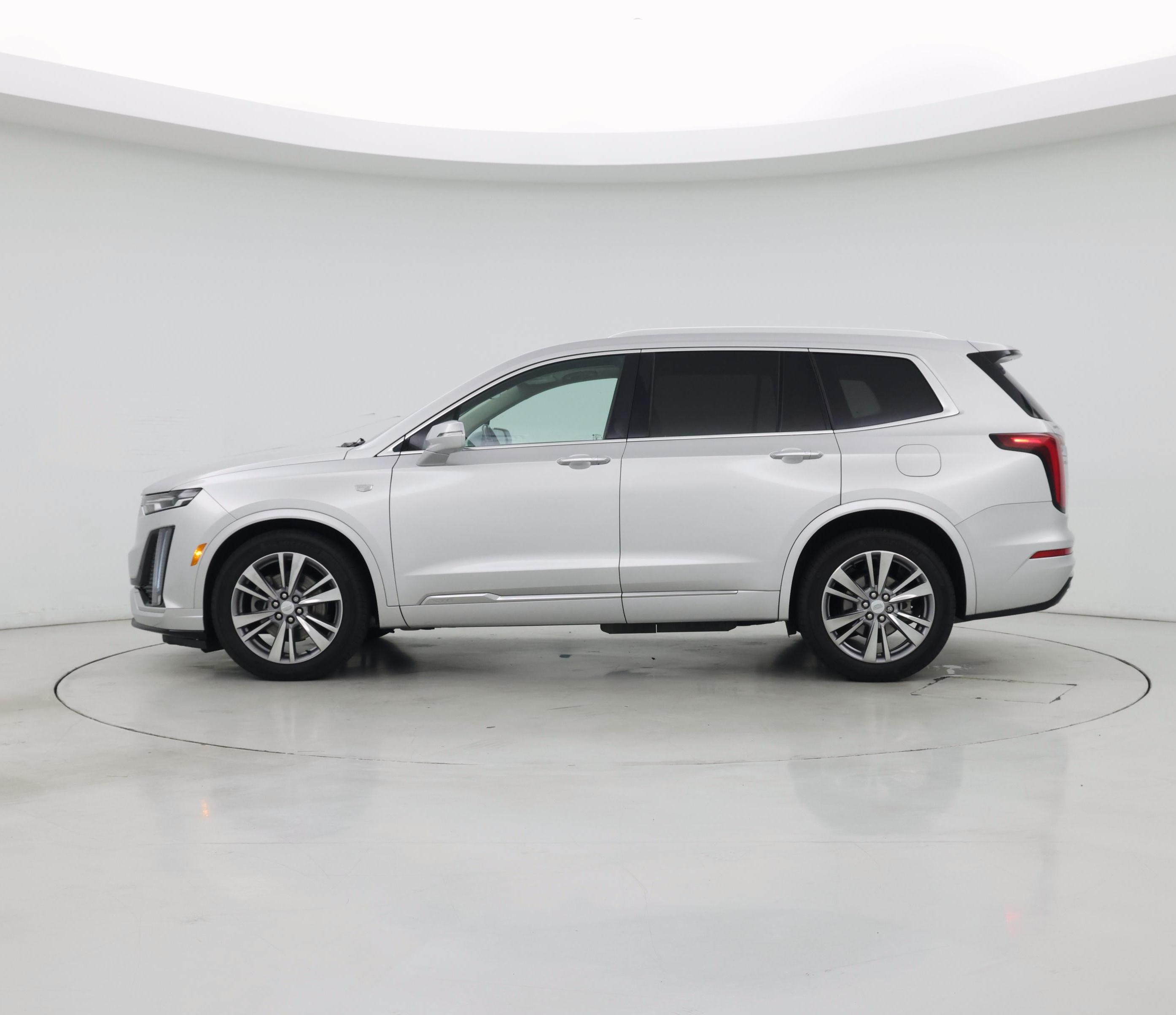 Thumbnail: 2020 Cadillac XT6 - 3