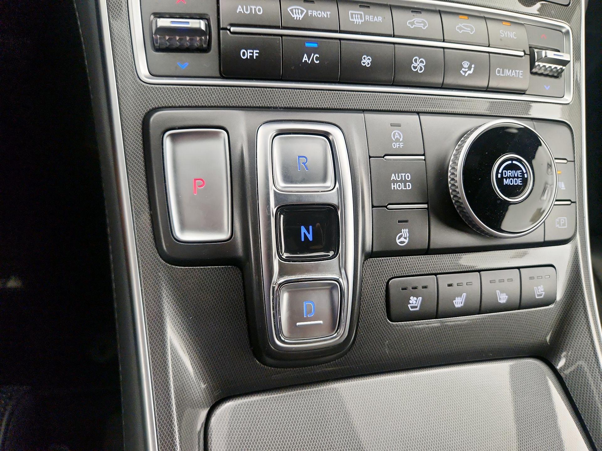 Thumbnail: 2022 Hyundai Santa Fe - 18