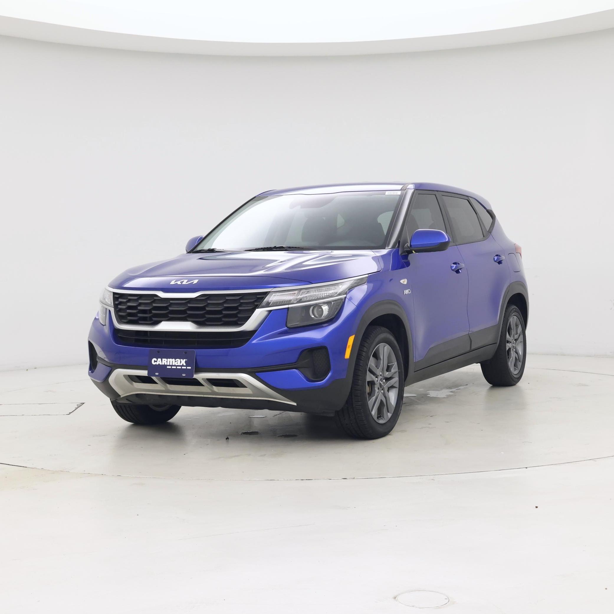 Thumbnail: 2022 Kia Seltos - 4
