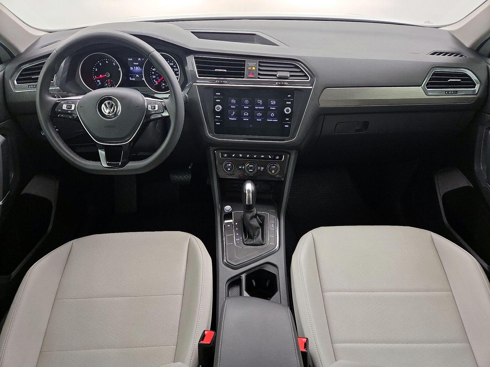 Thumbnail: 2020 Volkswagen Tiguan - 9