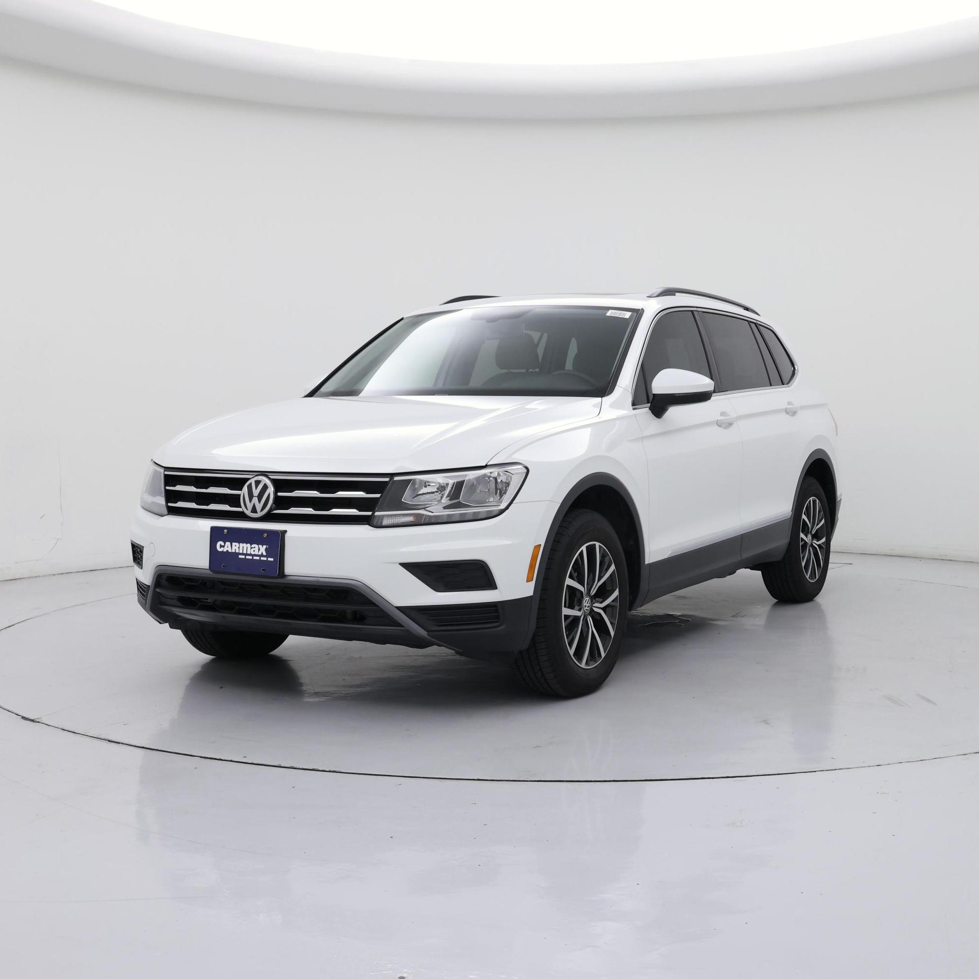 Thumbnail: 2020 Volkswagen Tiguan - 4
