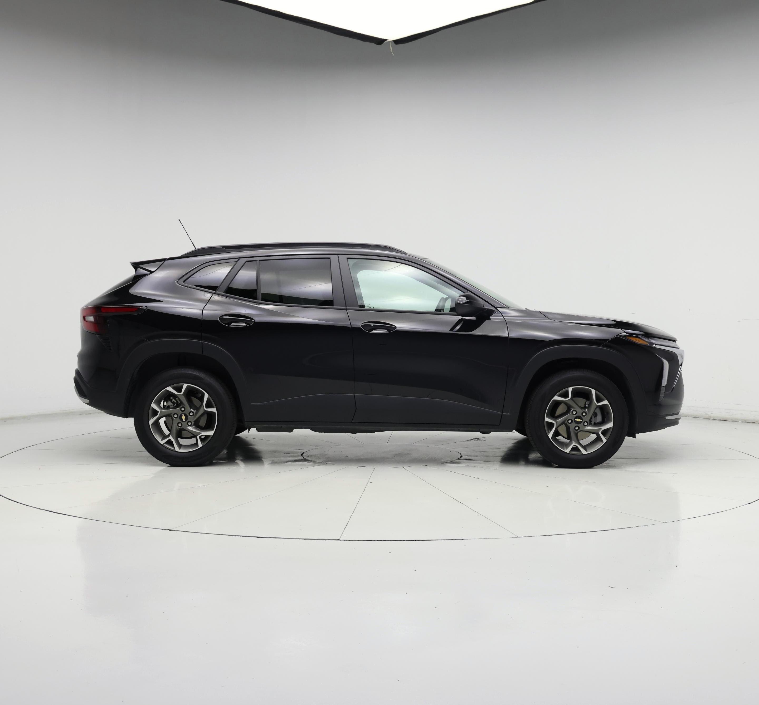 Thumbnail: 2025 Chevrolet Trax - 7