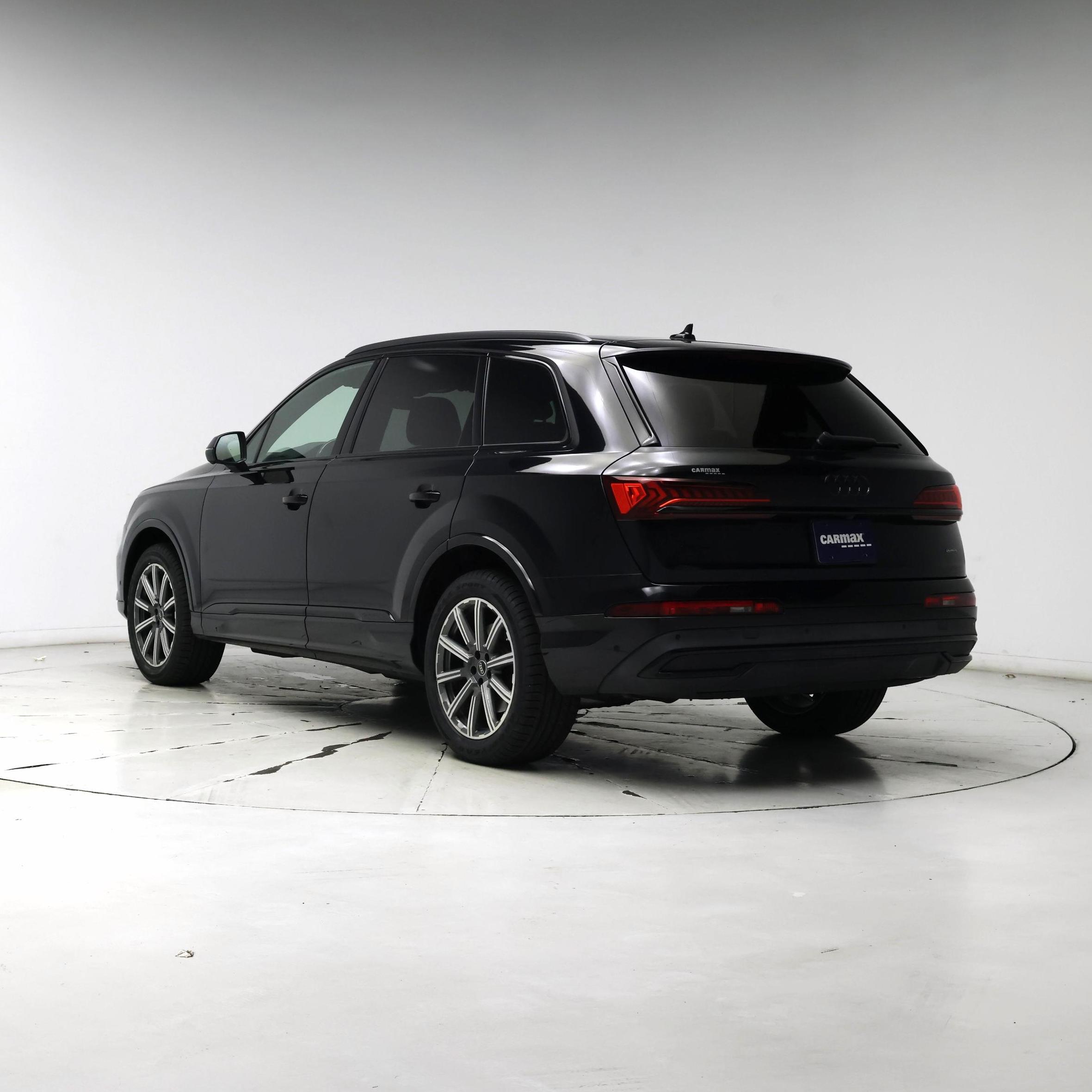 Thumbnail: 2022 Audi Q7 - 2