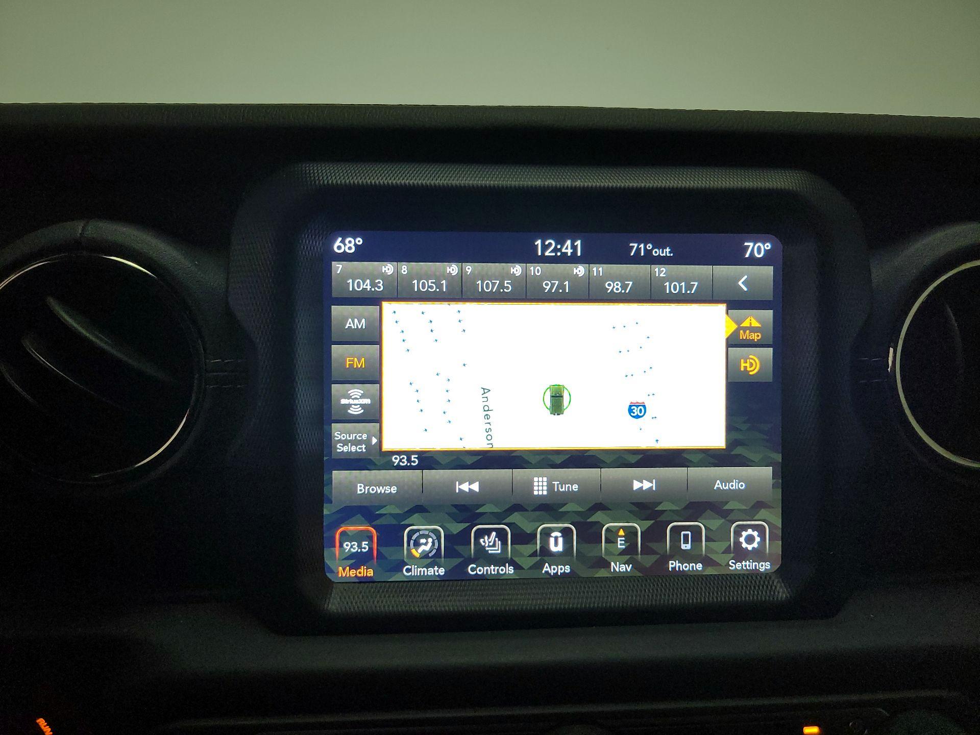 Thumbnail: 2021 Jeep Wrangler - 16