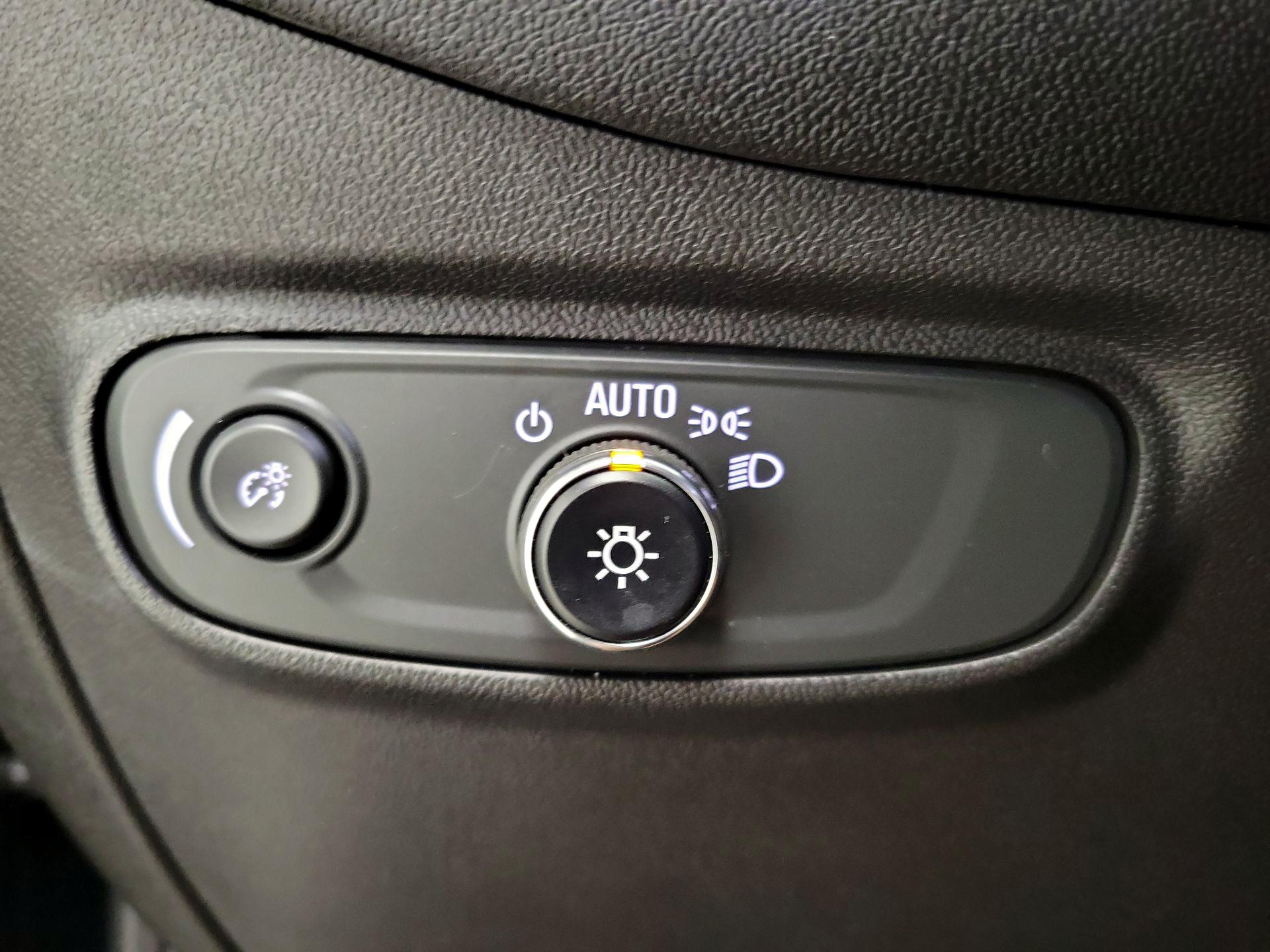 Thumbnail: 2023 Chevrolet Equinox - 13