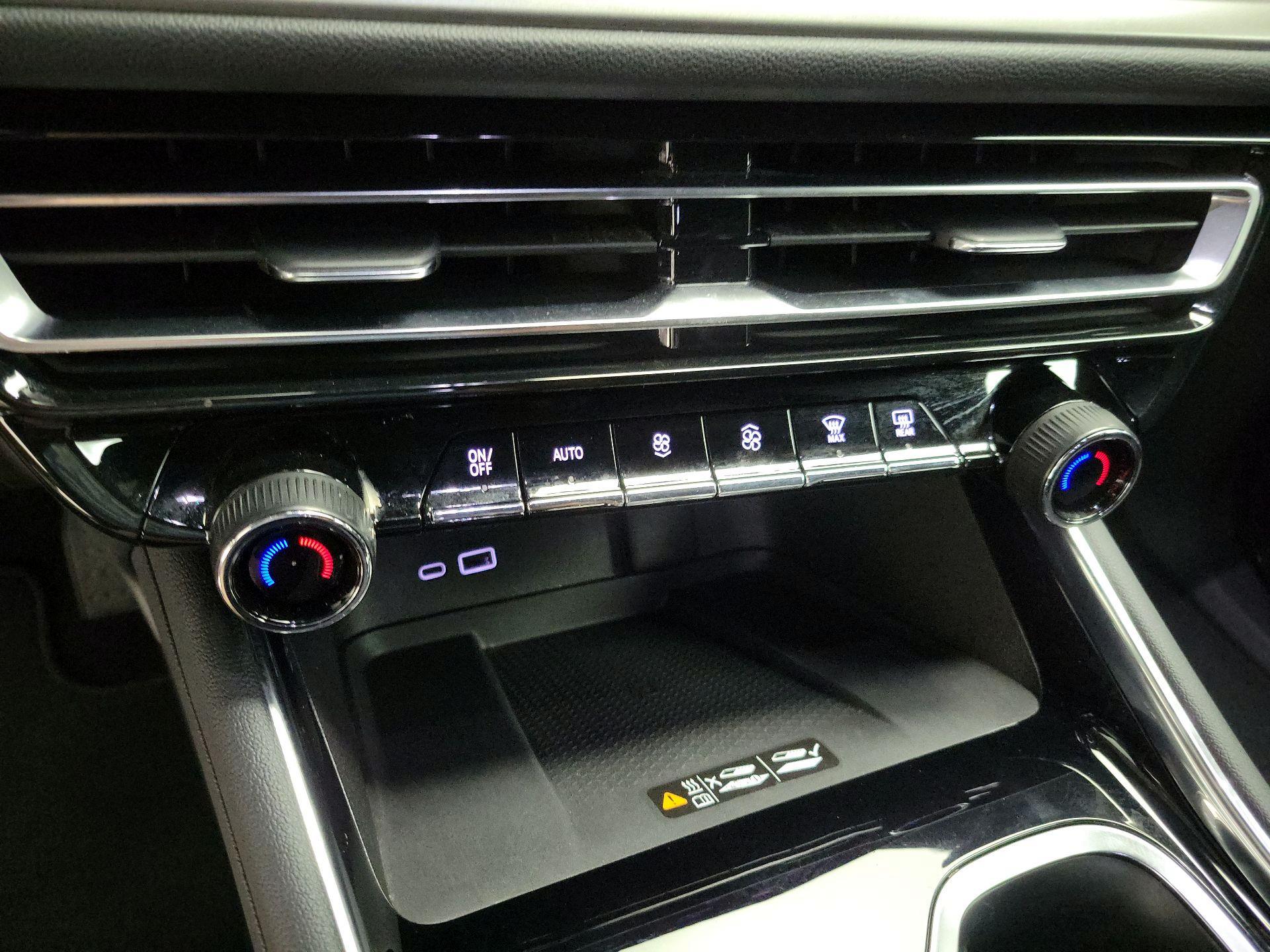 Thumbnail: 2025 Chevrolet Traverse - 17