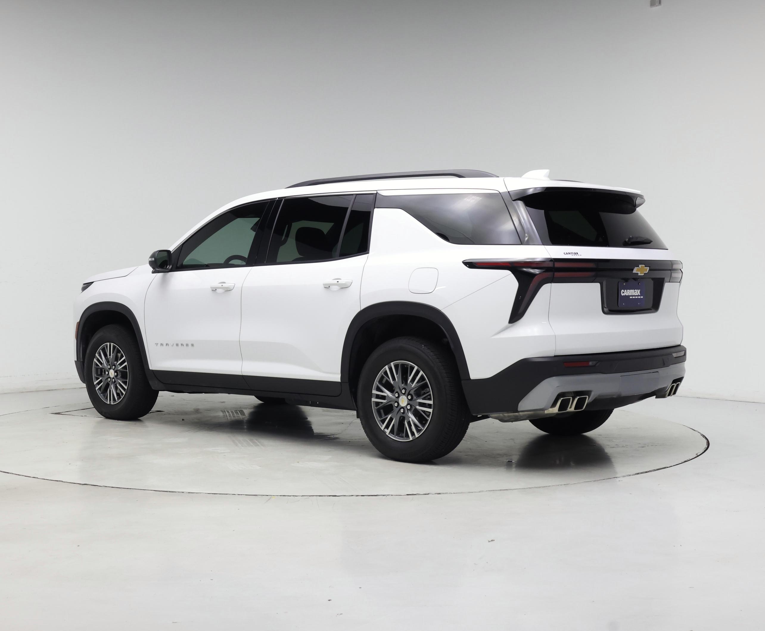 Thumbnail: 2025 Chevrolet Traverse - 2