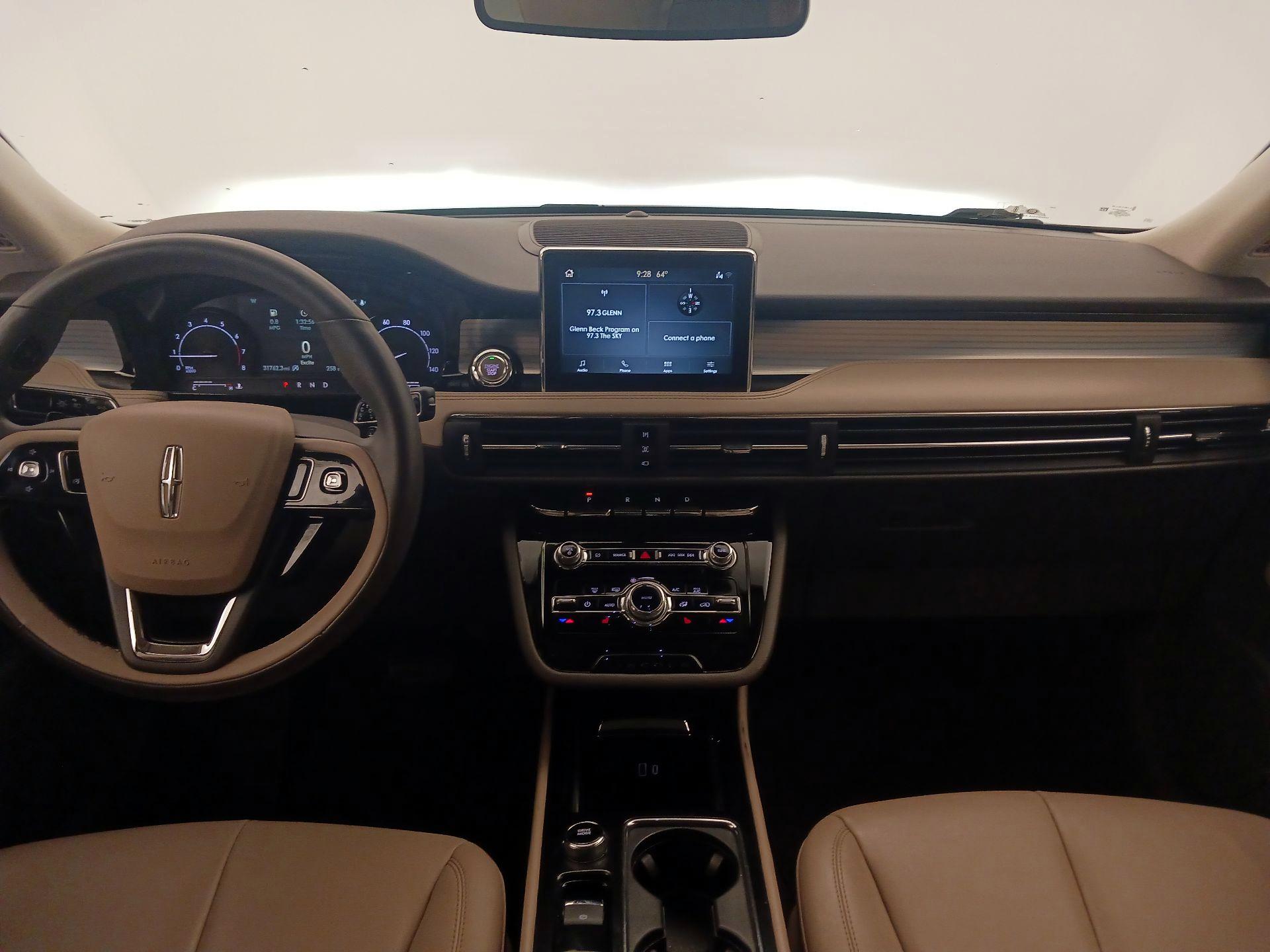 Thumbnail: 2022 Lincoln Corsair - 9