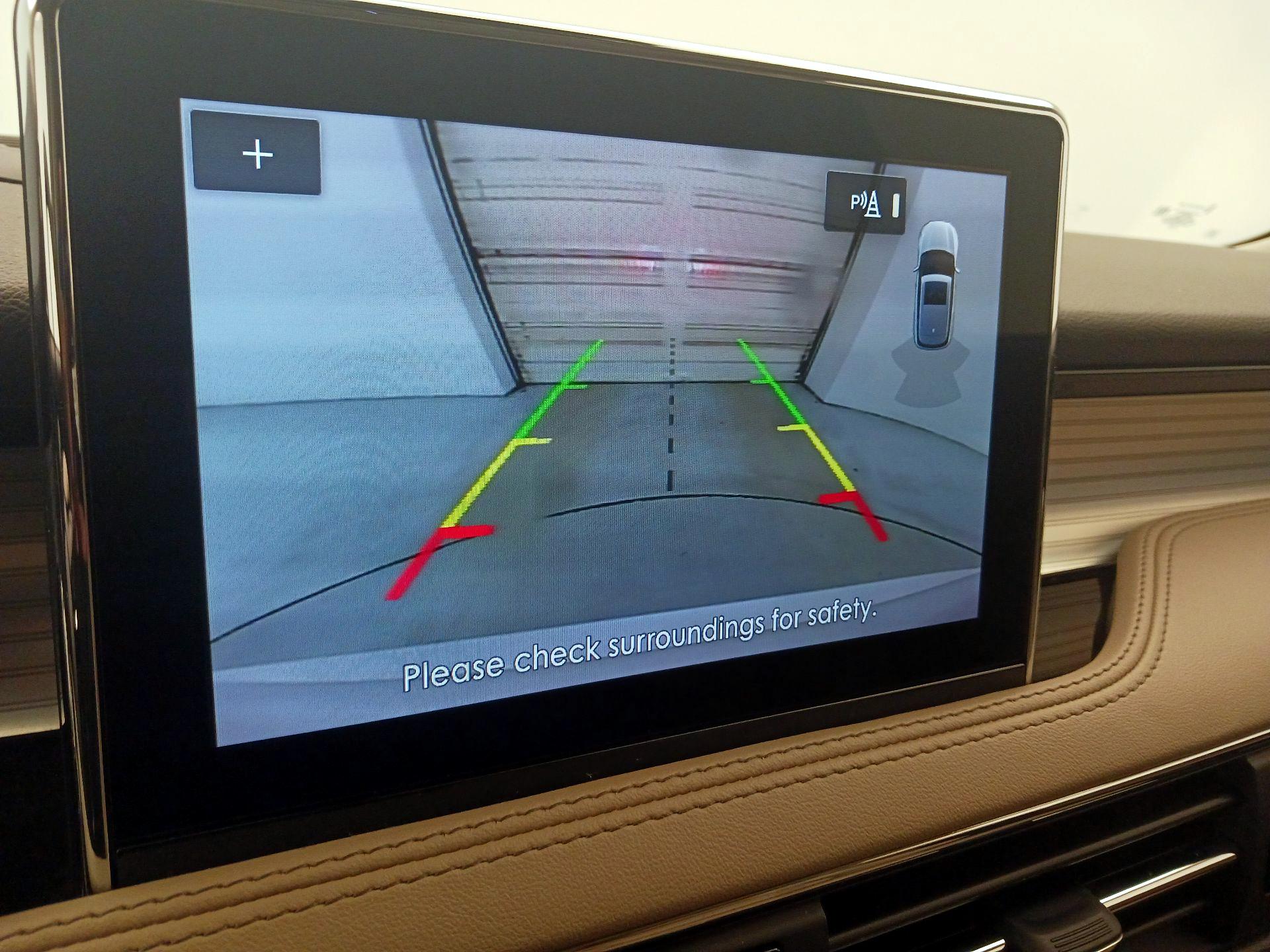 Thumbnail: 2022 Lincoln Corsair - 14