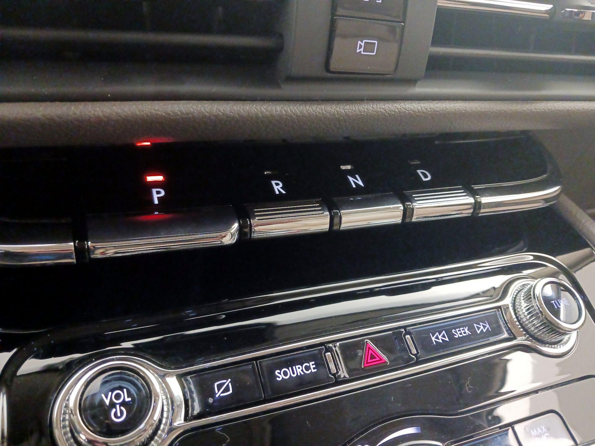 Thumbnail: 2022 Lincoln Corsair - 17