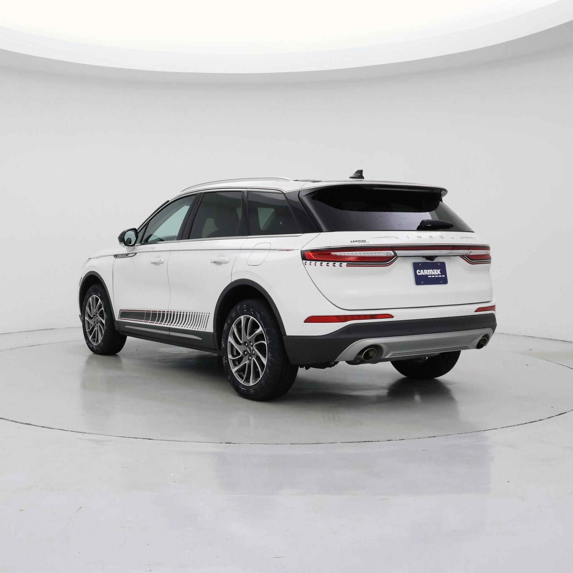 Thumbnail: 2022 Lincoln Corsair - 2