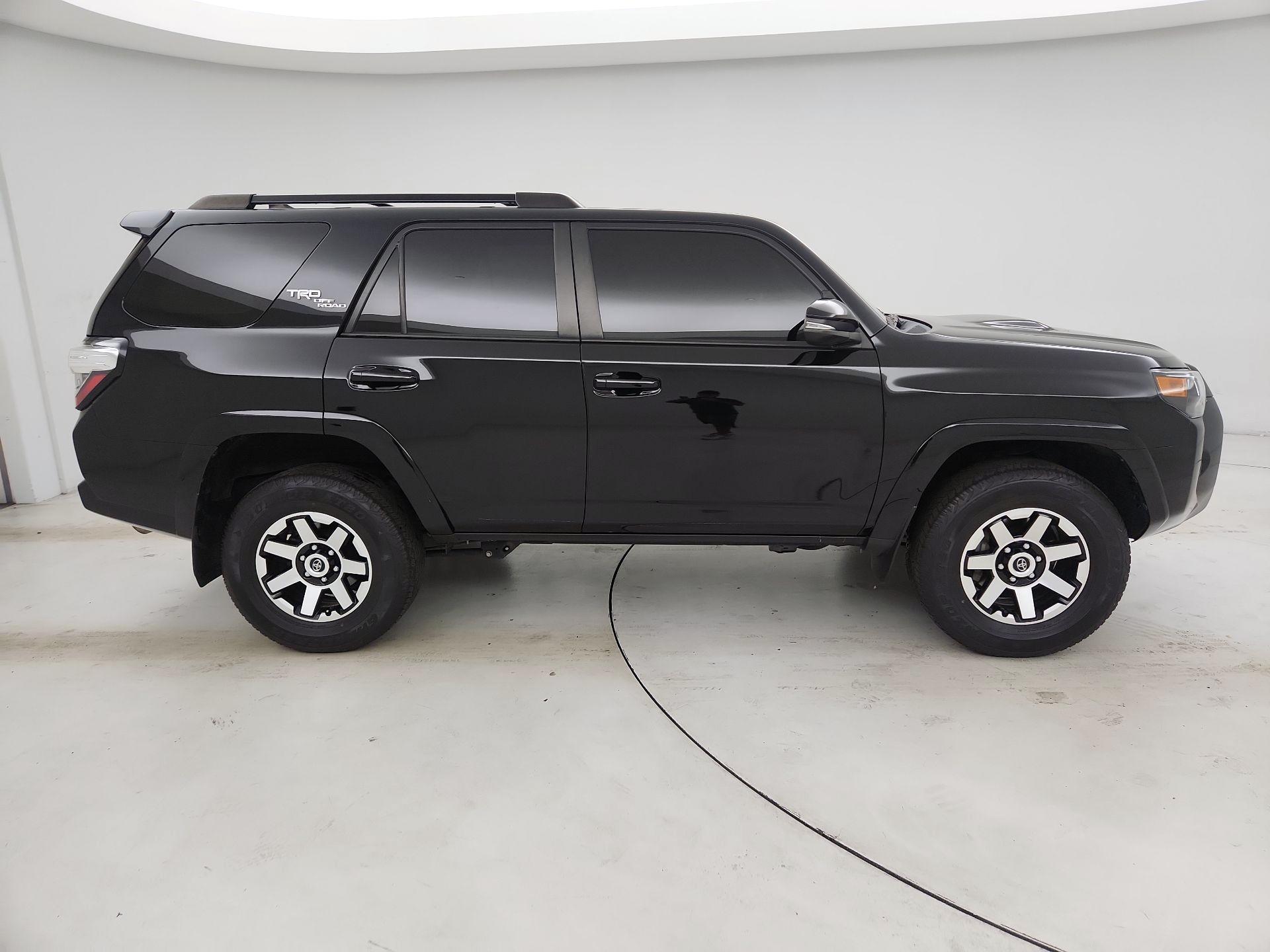 Thumbnail: 2023 Toyota 4Runner - 4