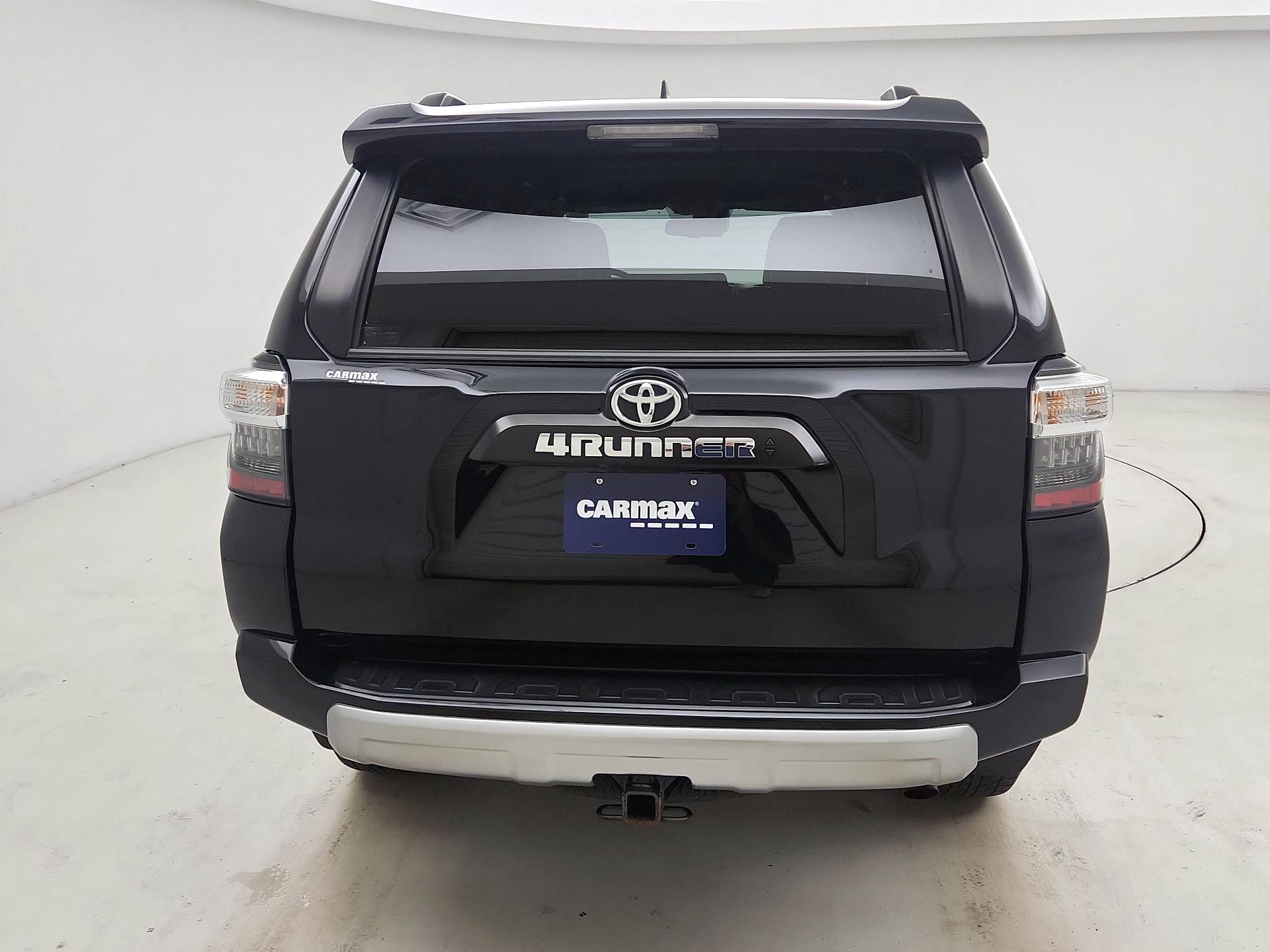 Thumbnail: 2023 Toyota 4Runner - 6