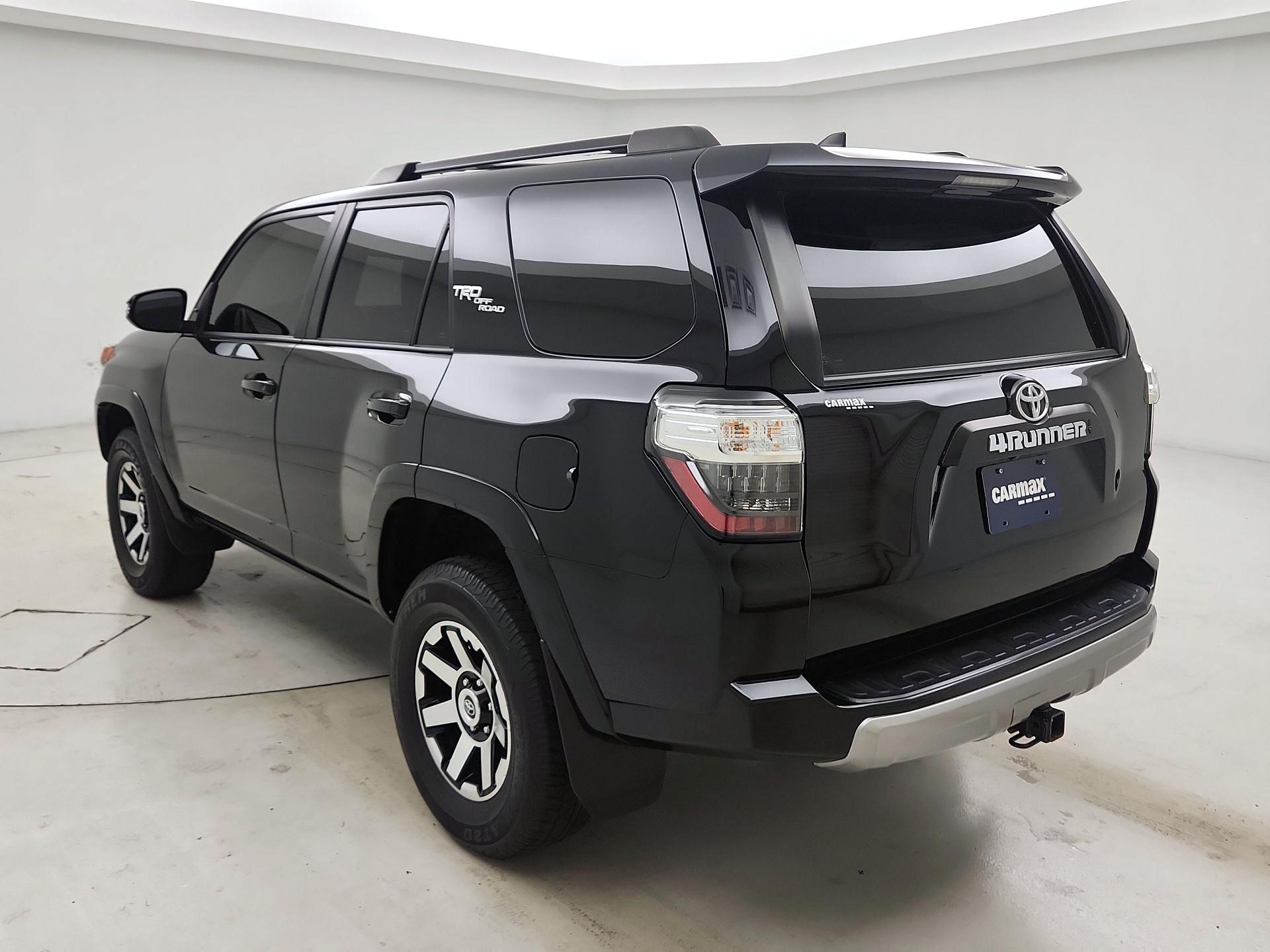 Thumbnail: 2023 Toyota 4Runner - 7