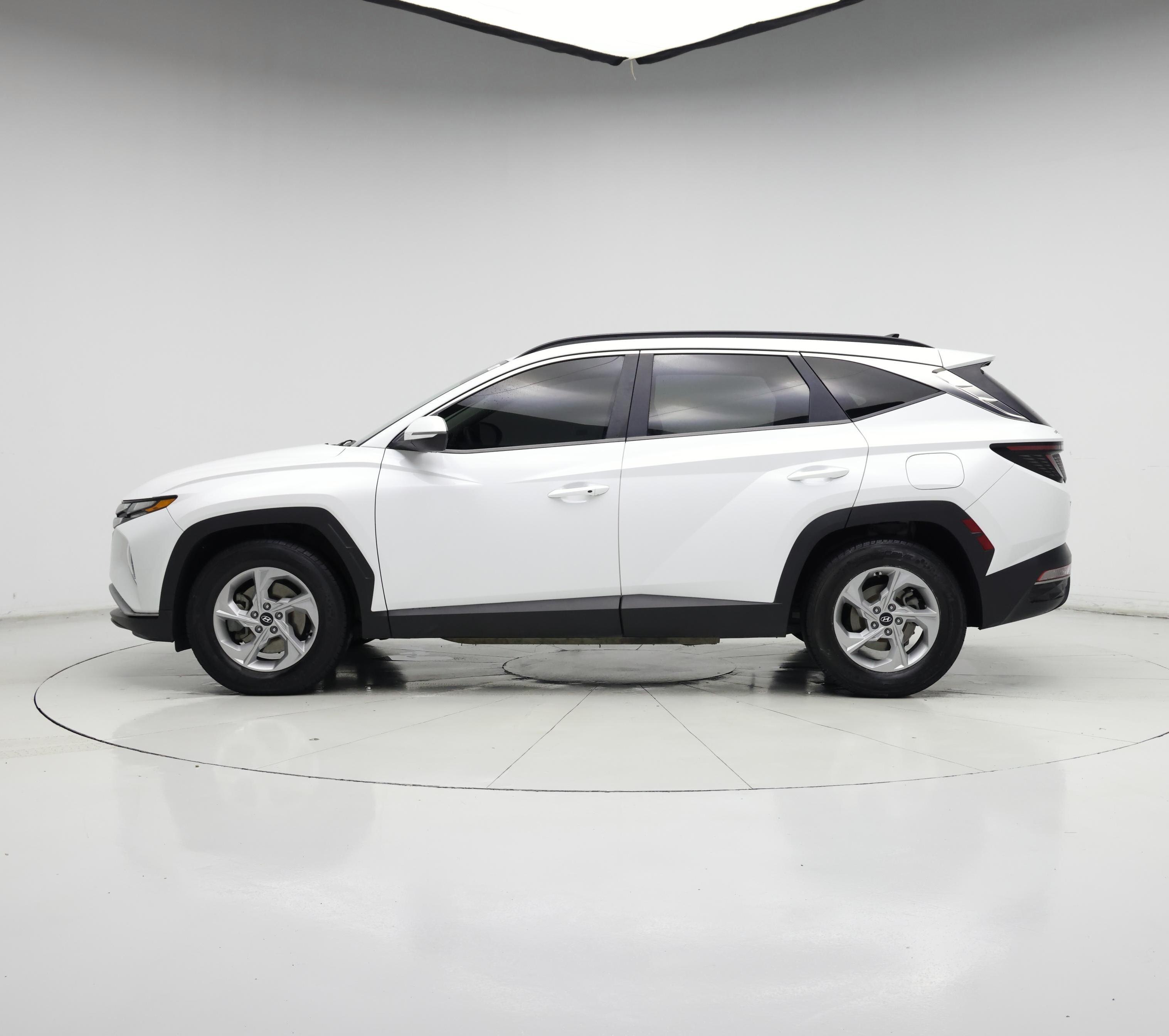 Thumbnail: 2022 Hyundai Tucson - 3