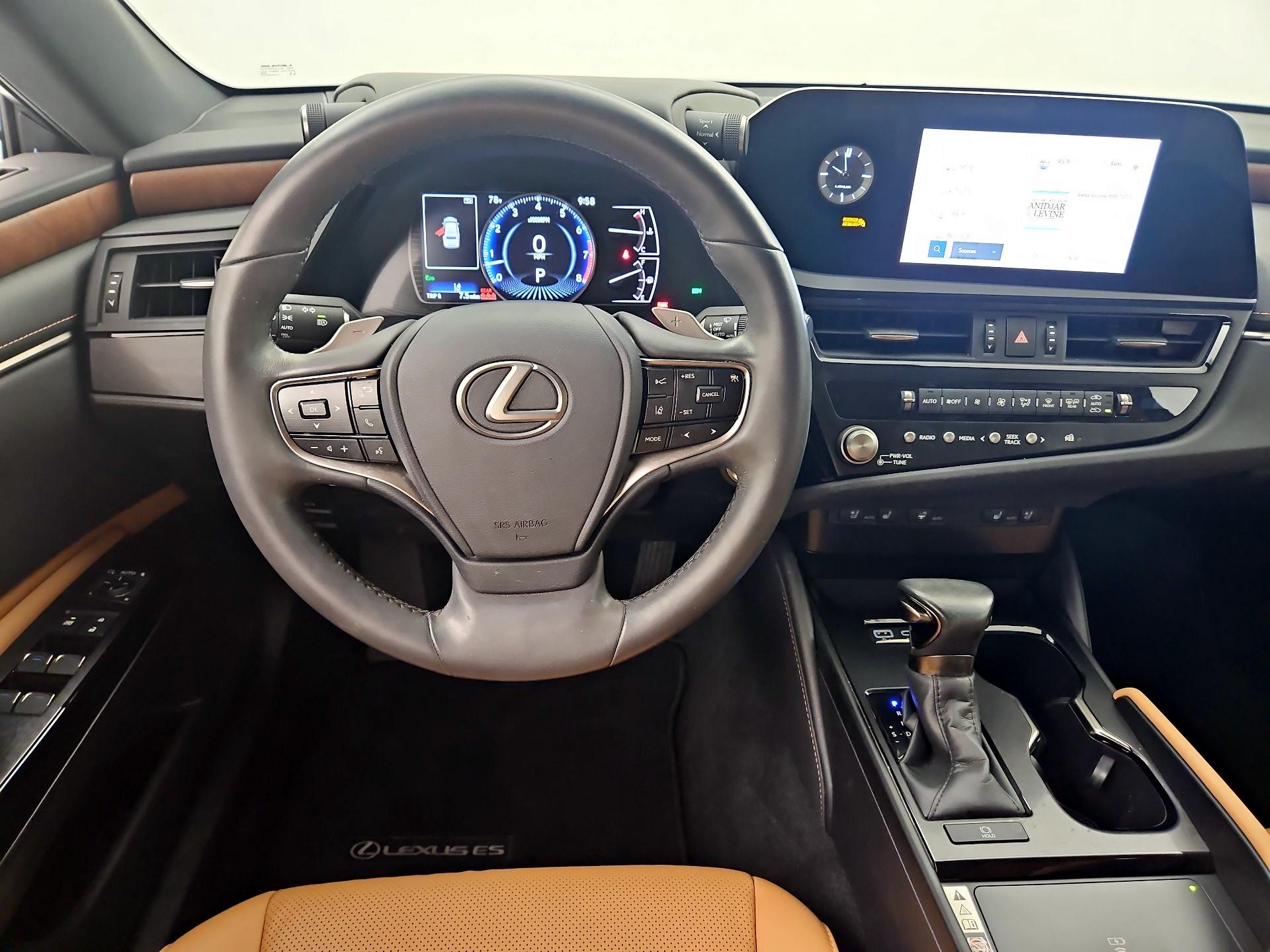 Thumbnail: 2023 Lexus ES - 10