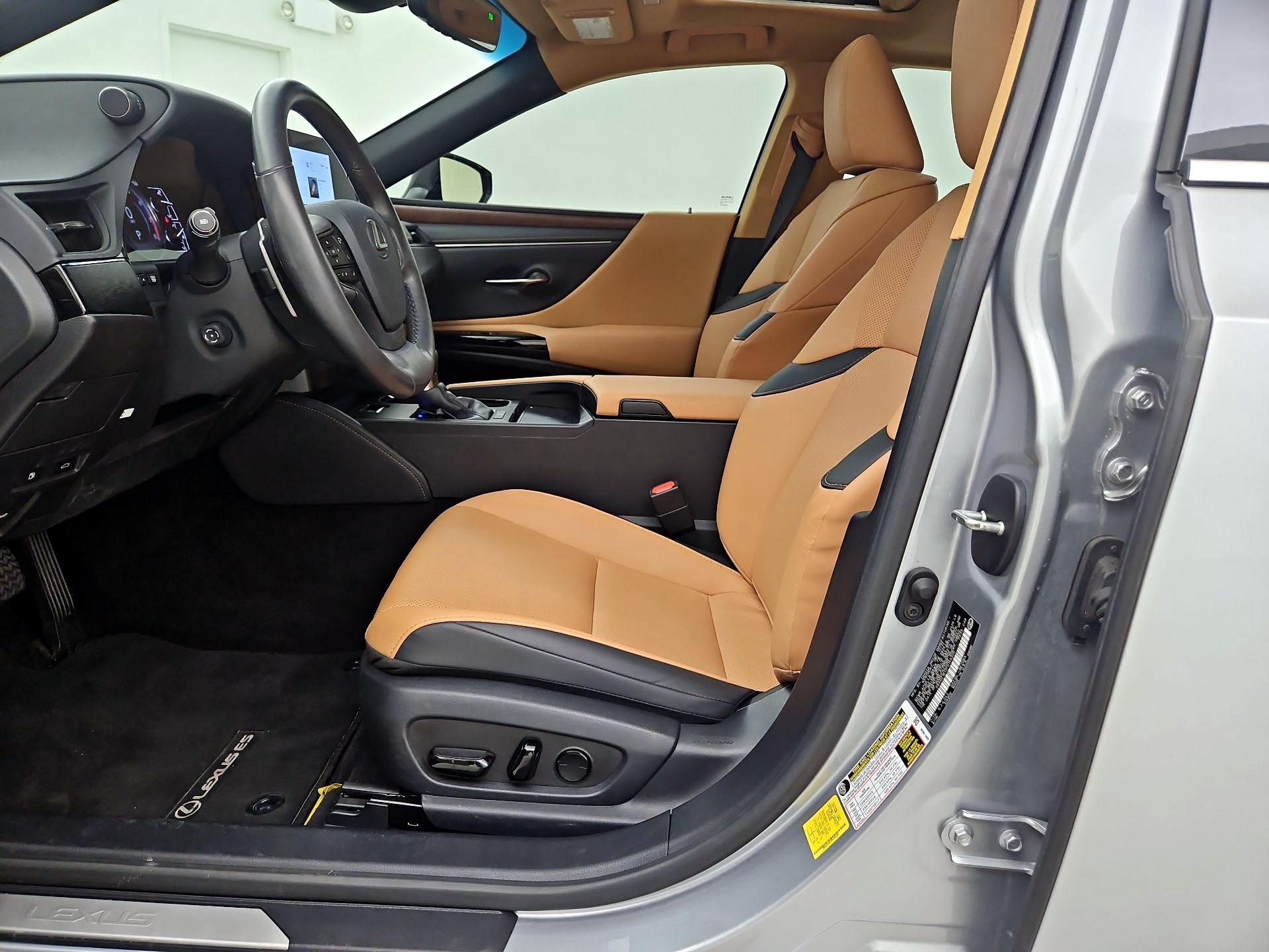 Thumbnail: 2023 Lexus ES - 11