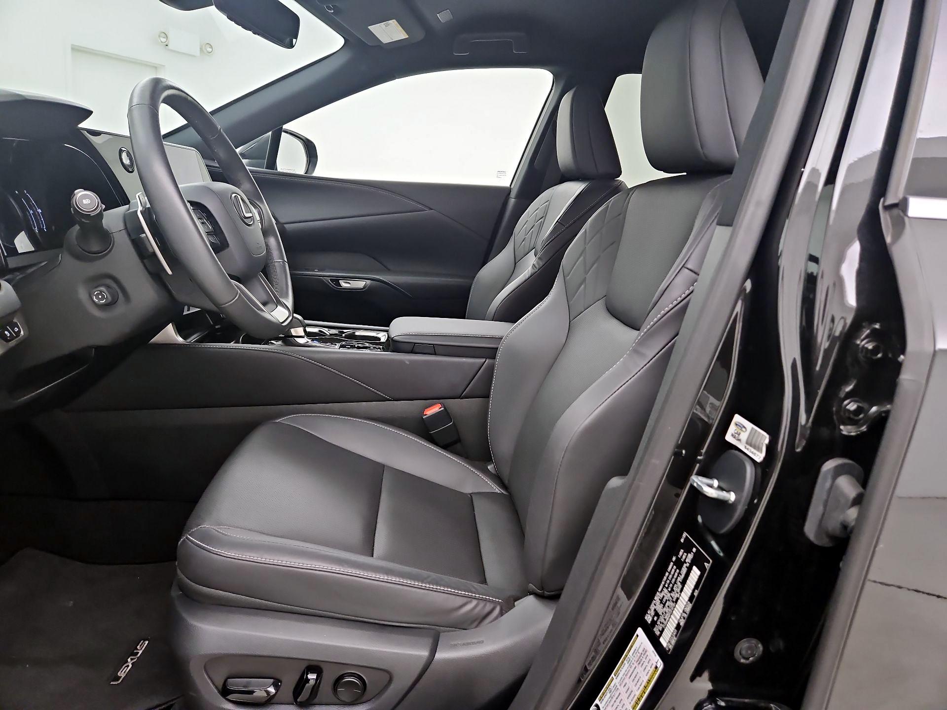 Thumbnail: 2023 Lexus RX - 11