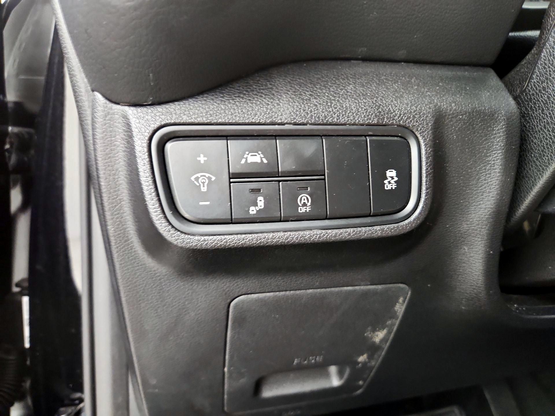 Thumbnail: 2020 Kia Soul - 13