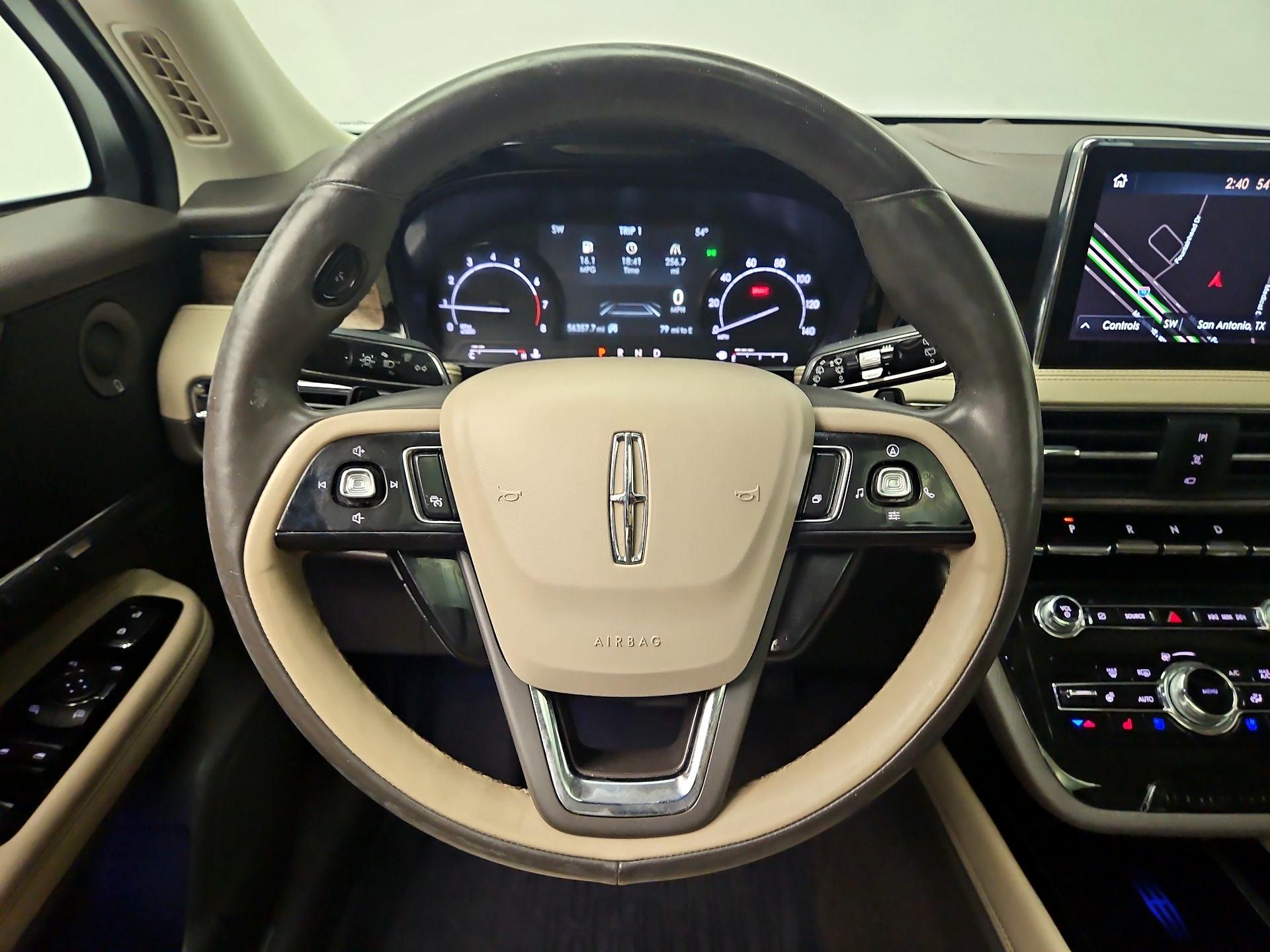 Thumbnail: 2020 Lincoln Corsair - 10