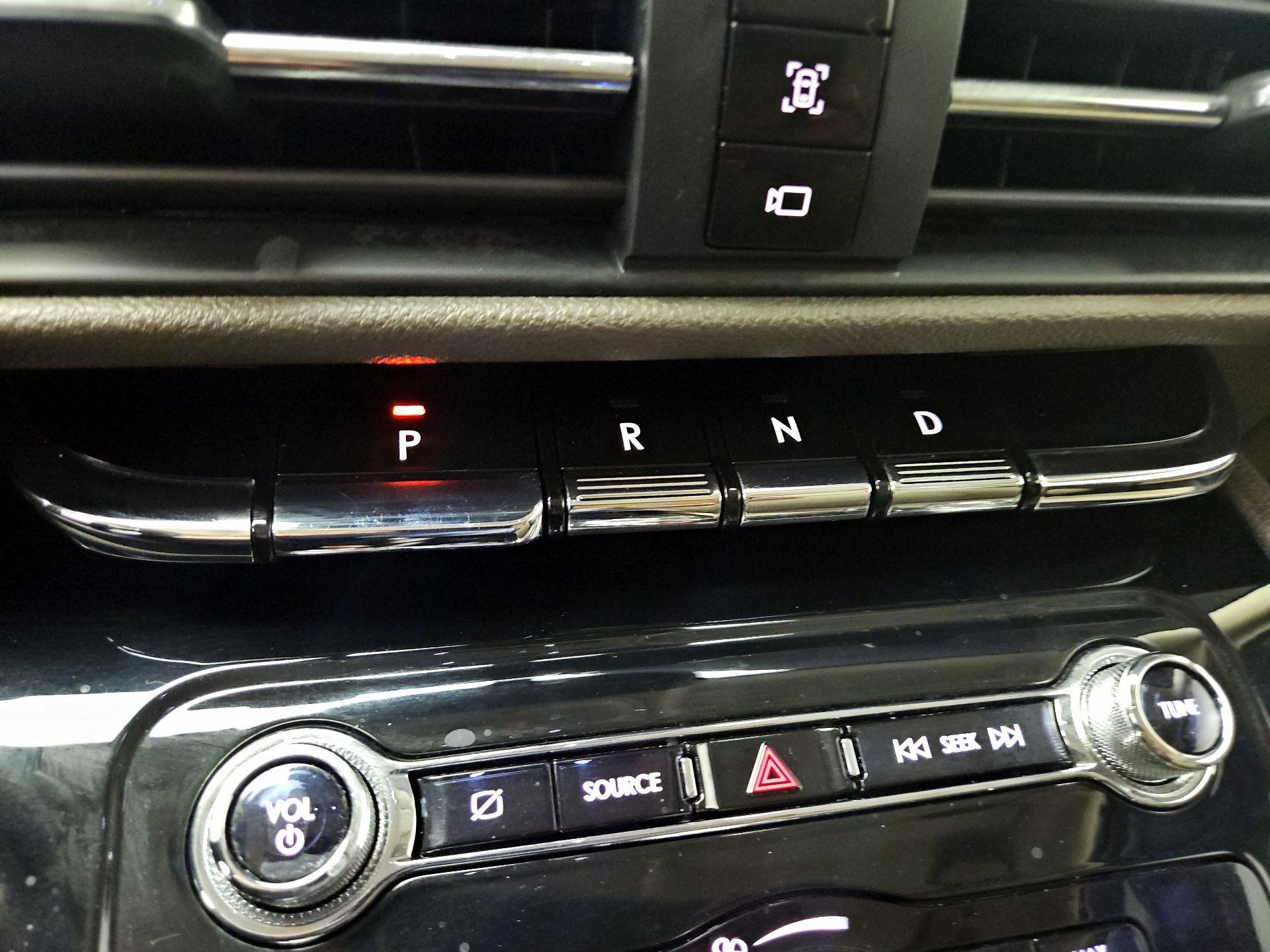 Thumbnail: 2020 Lincoln Corsair - 18