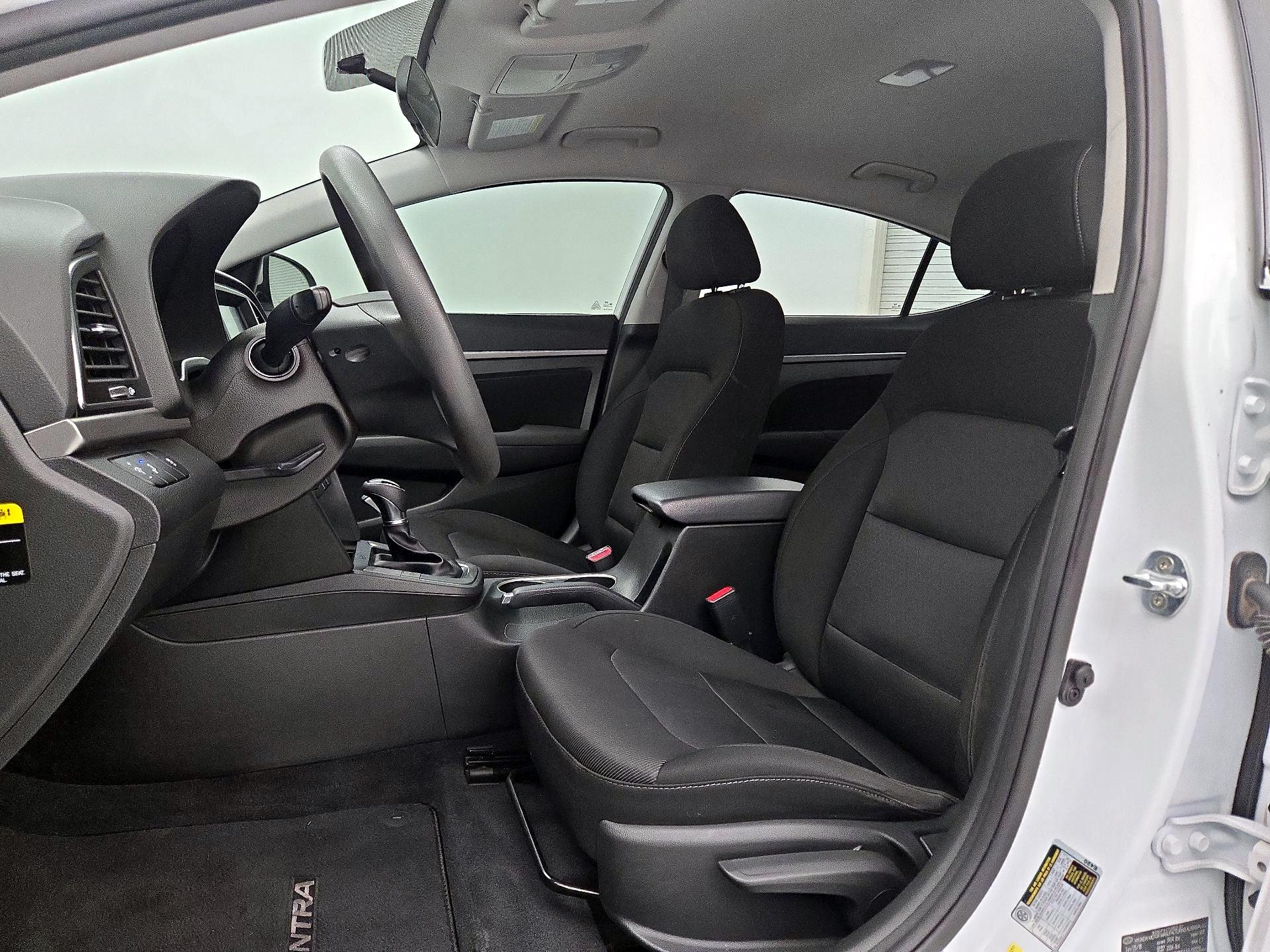 Thumbnail: 2018 Hyundai Elantra - 11