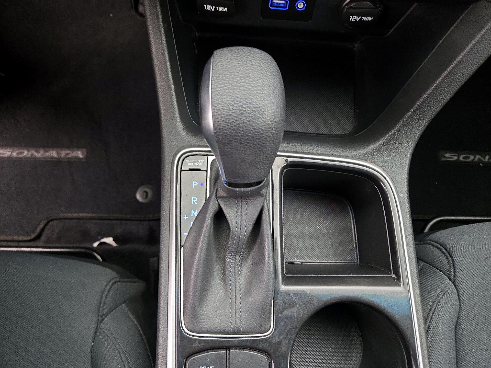 Thumbnail: 2018 Hyundai Sonata - 17