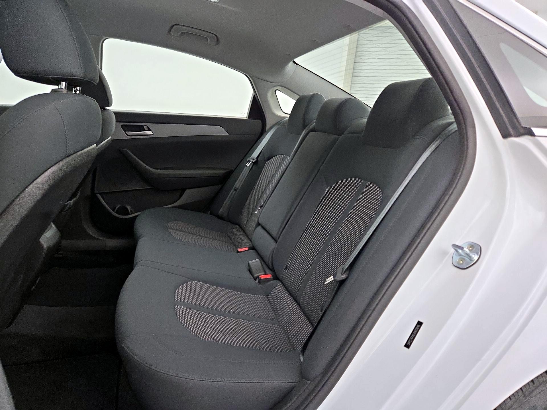 Thumbnail: 2018 Hyundai Sonata - 19