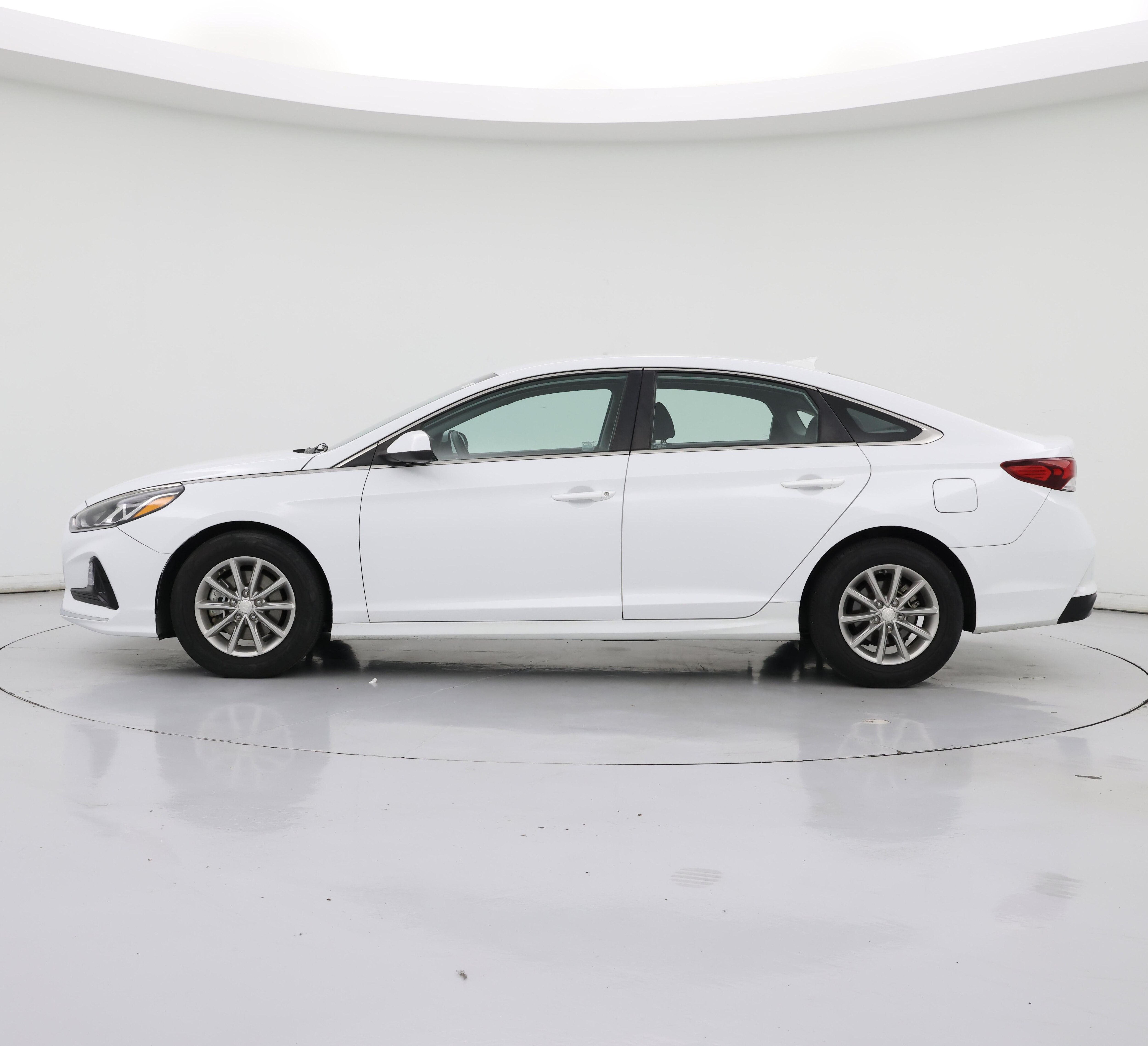 Thumbnail: 2018 Hyundai Sonata - 3